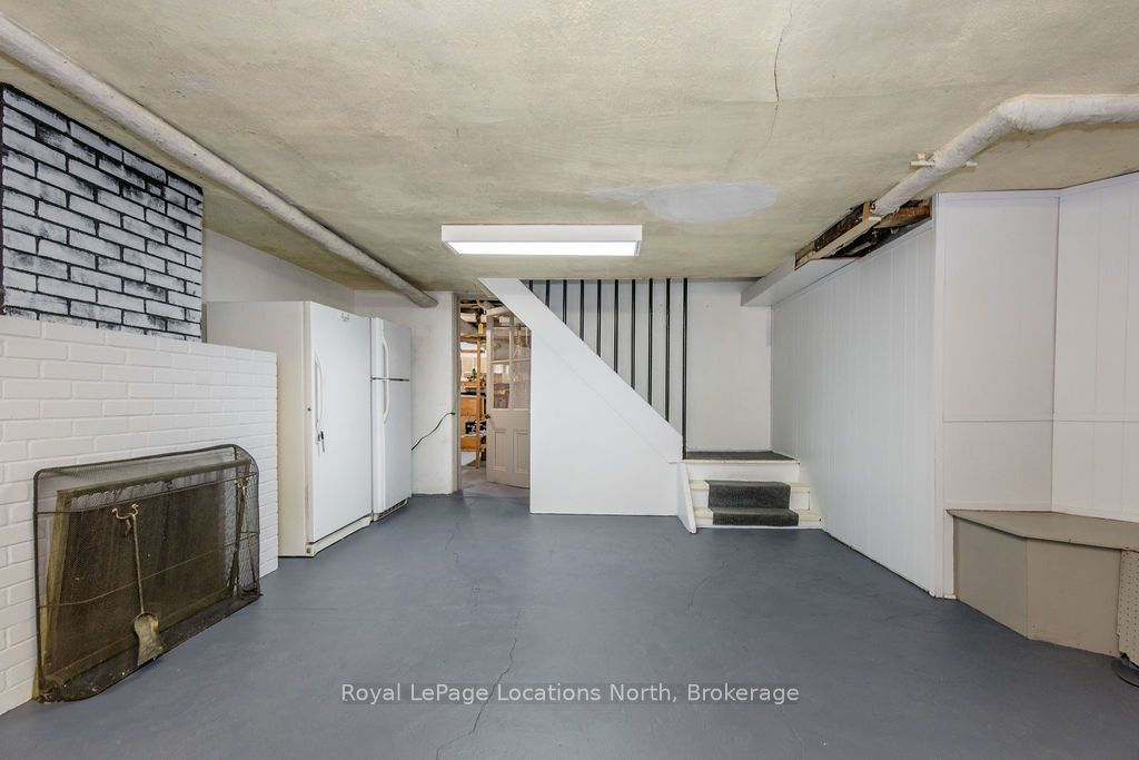 29 Tecumseth Street Property Photo 37