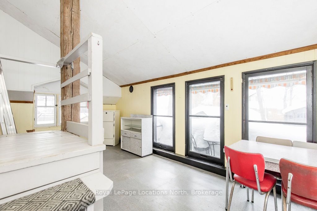 29 Tecumseth Street Property Photo 39