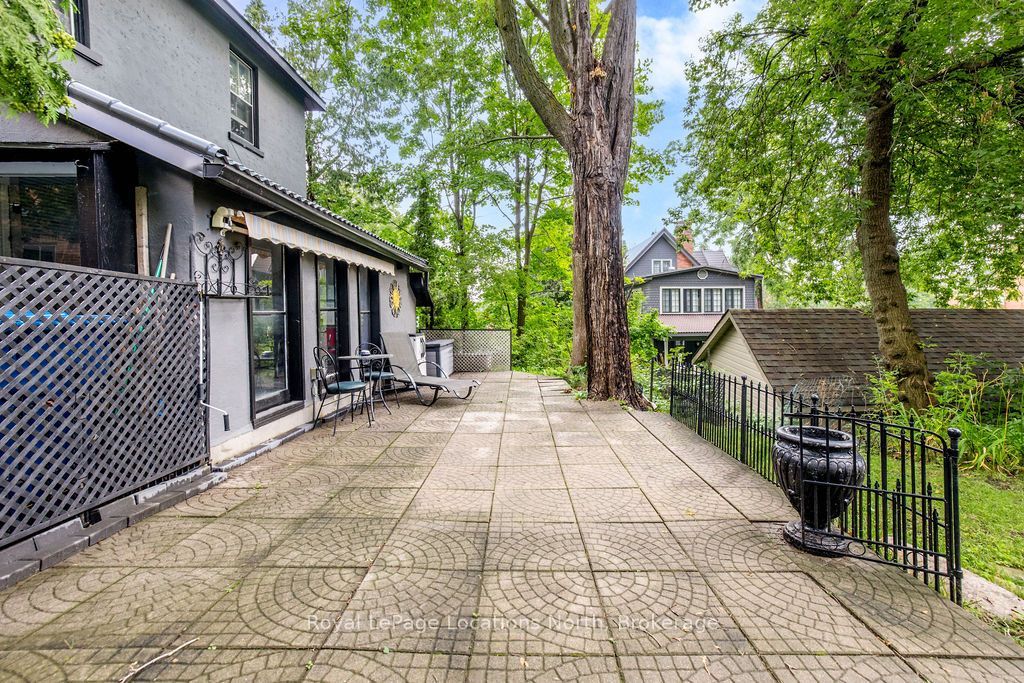 29 Tecumseth Street Property Photo 42