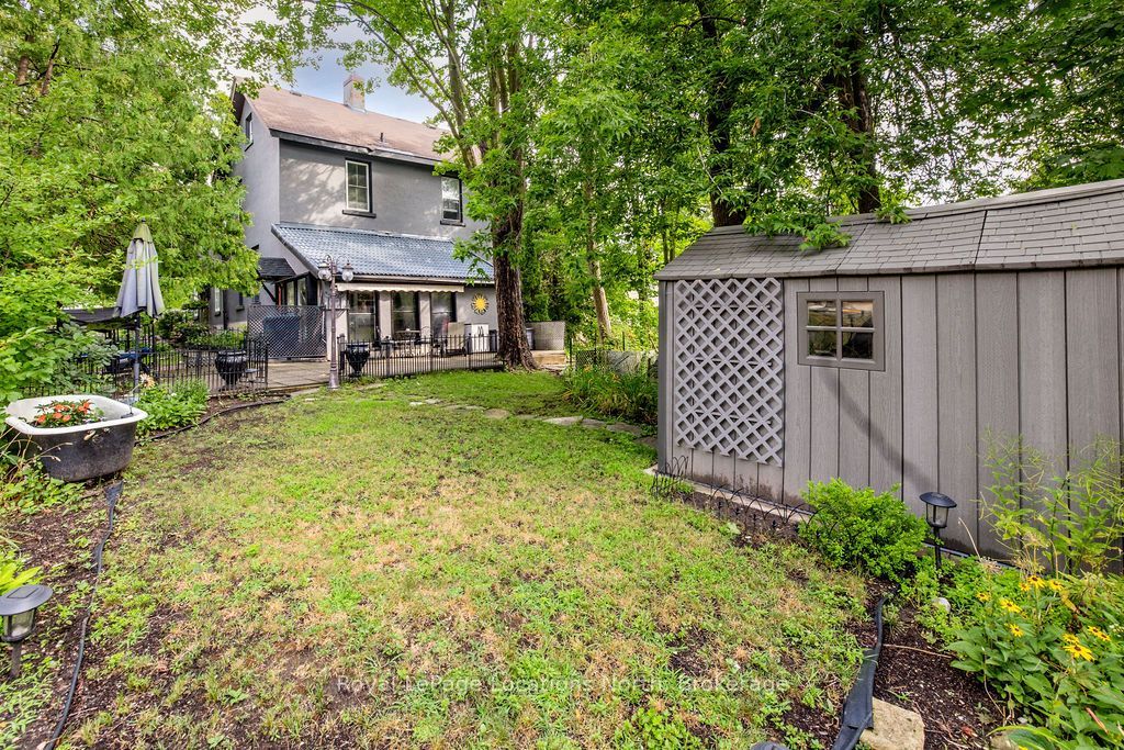 29 Tecumseth Street Property Photo 44