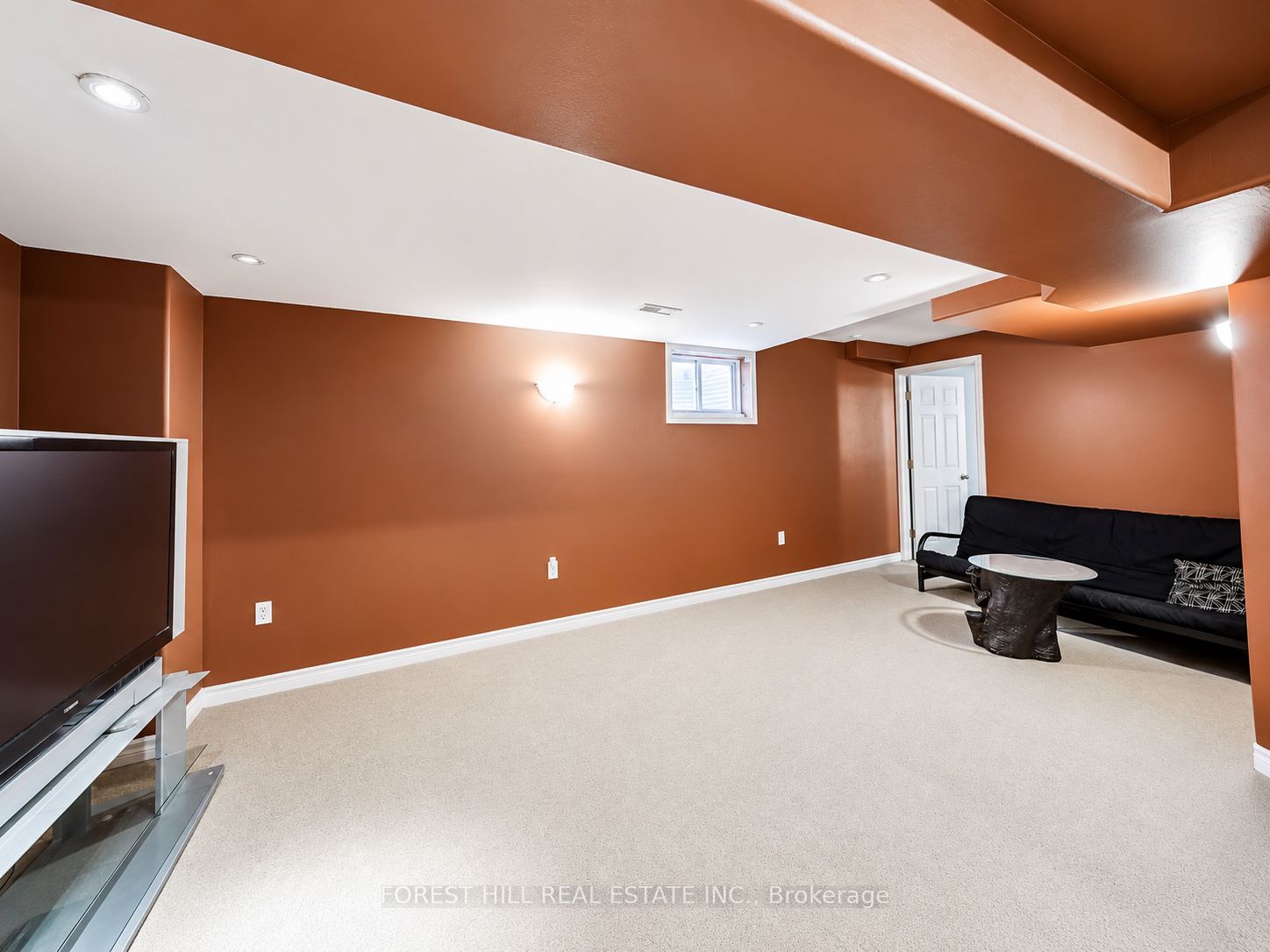 196 Sproule Drive Property Photo 32