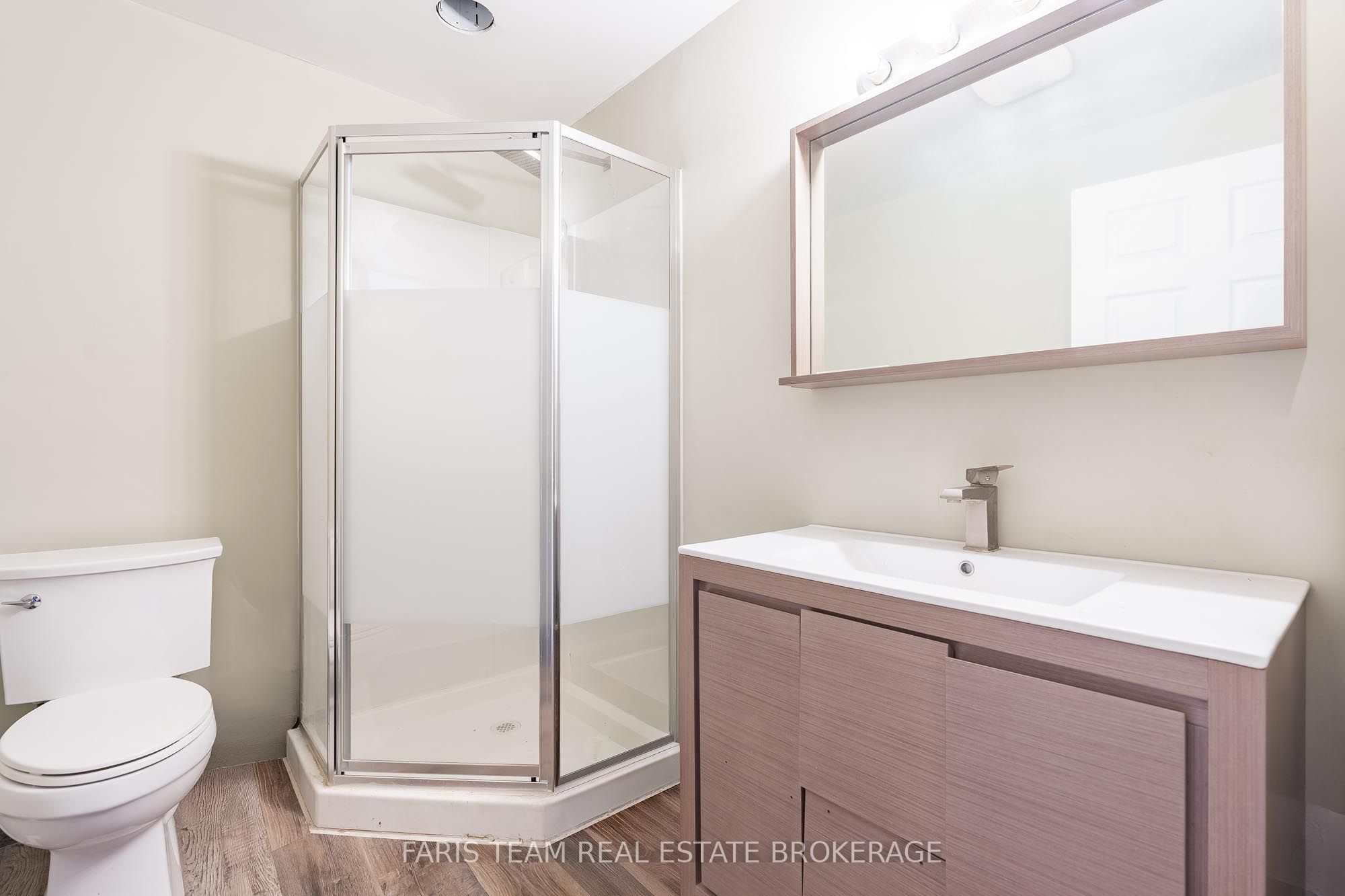 1008 Rainbow Valley Road W Property Photo 6