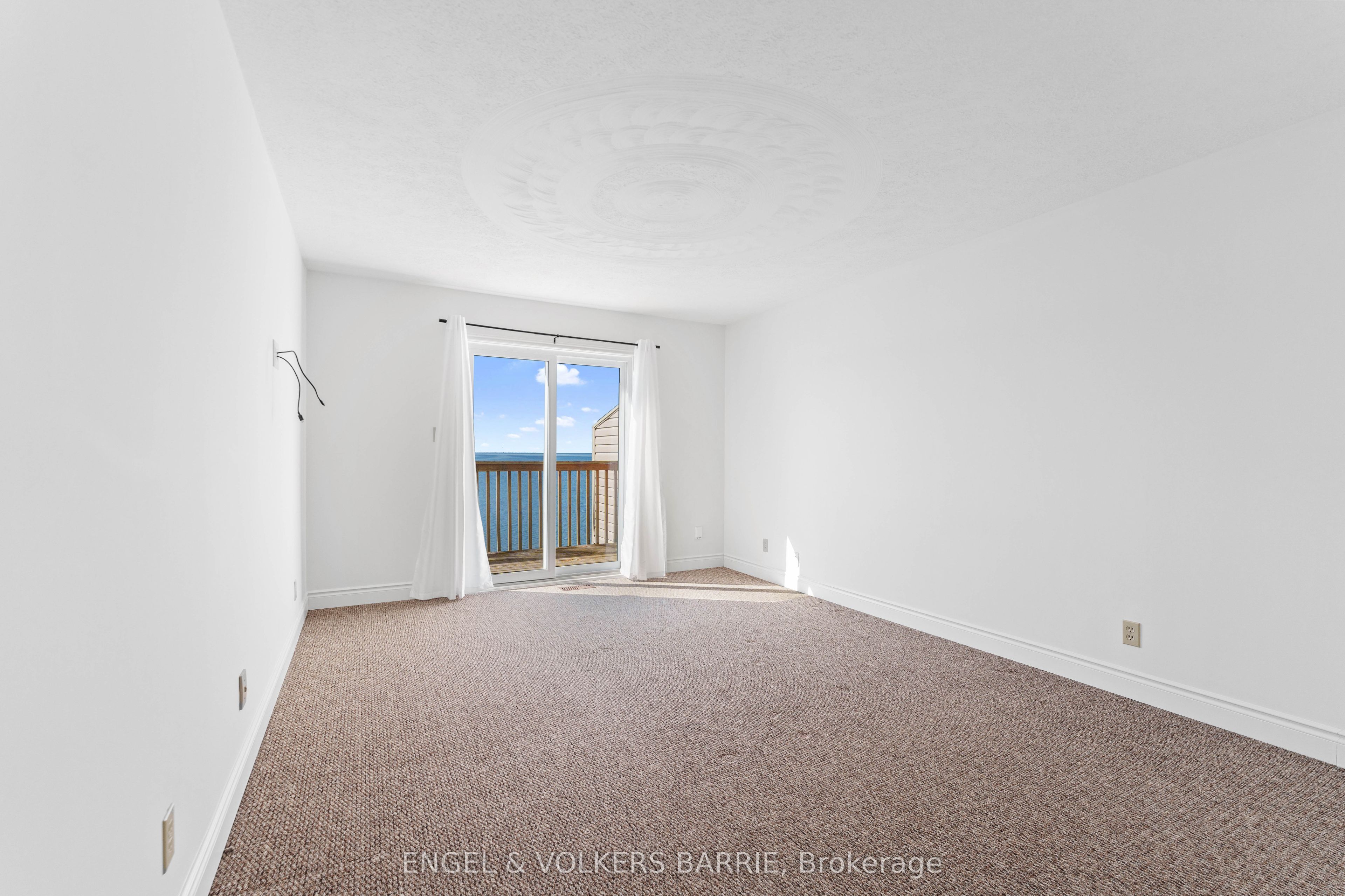 43 Olive Crescent 204 Property Photo 21