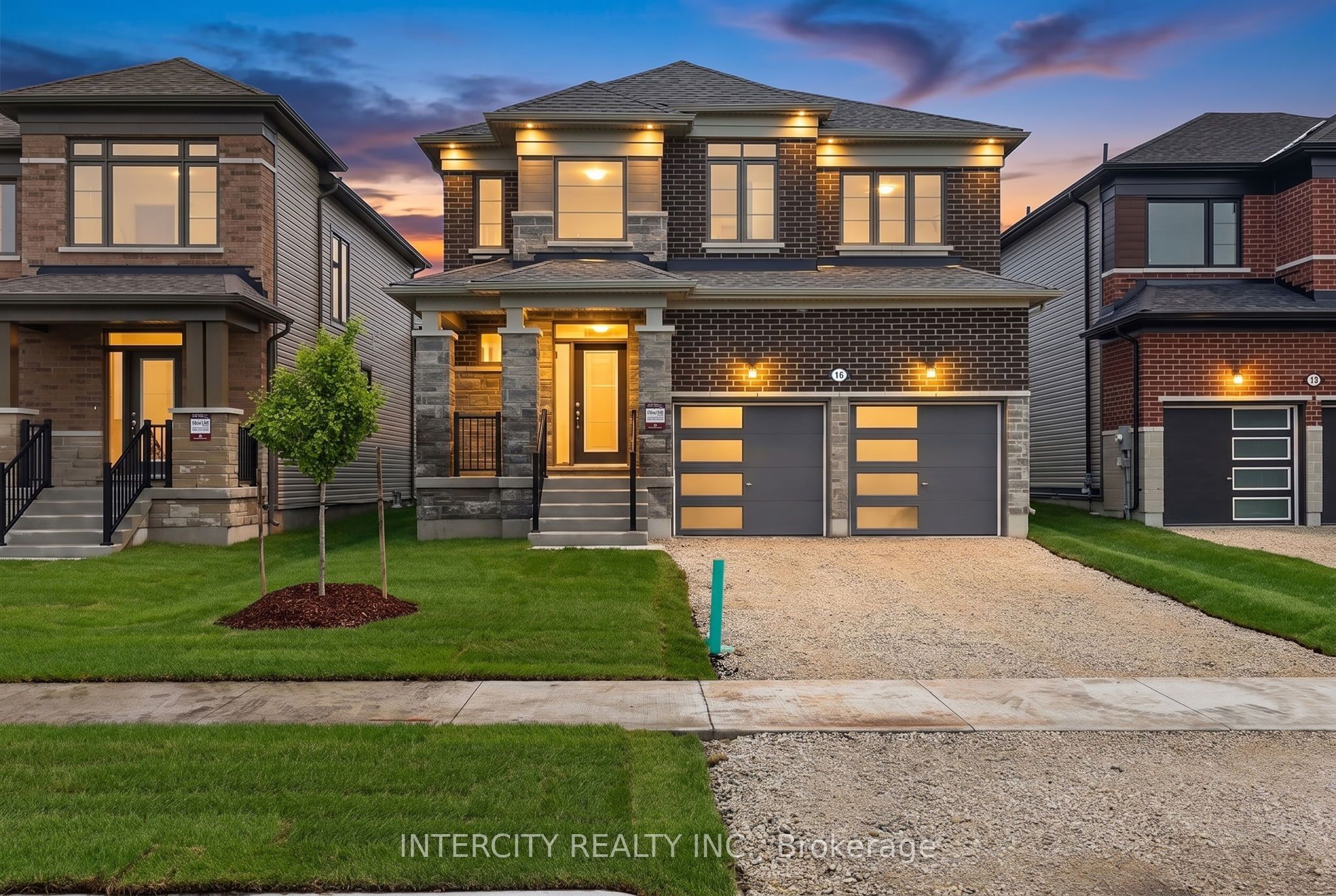 16 Legacy Circle Property Photo 2