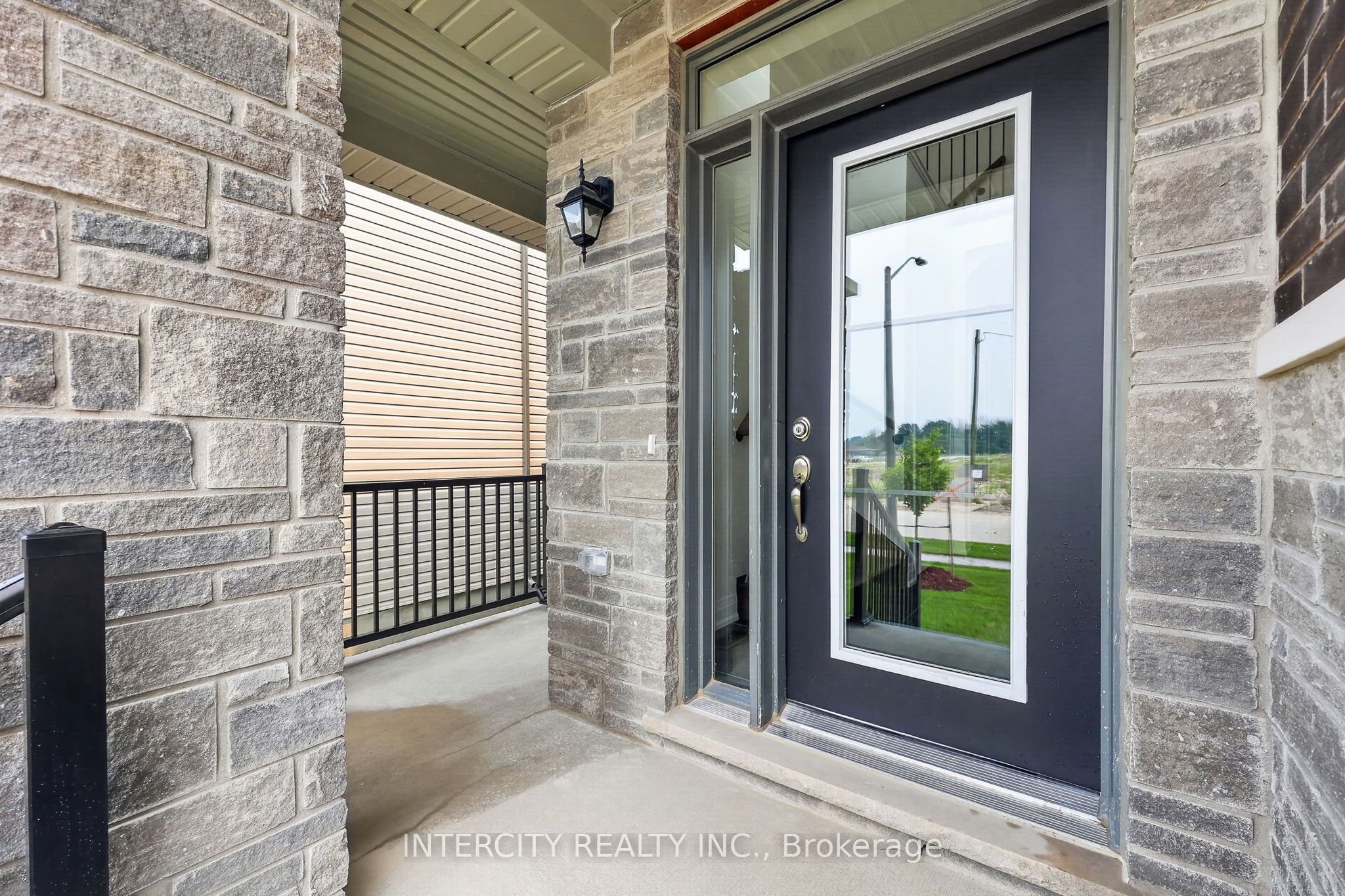 16 Legacy Circle Property Photo 7