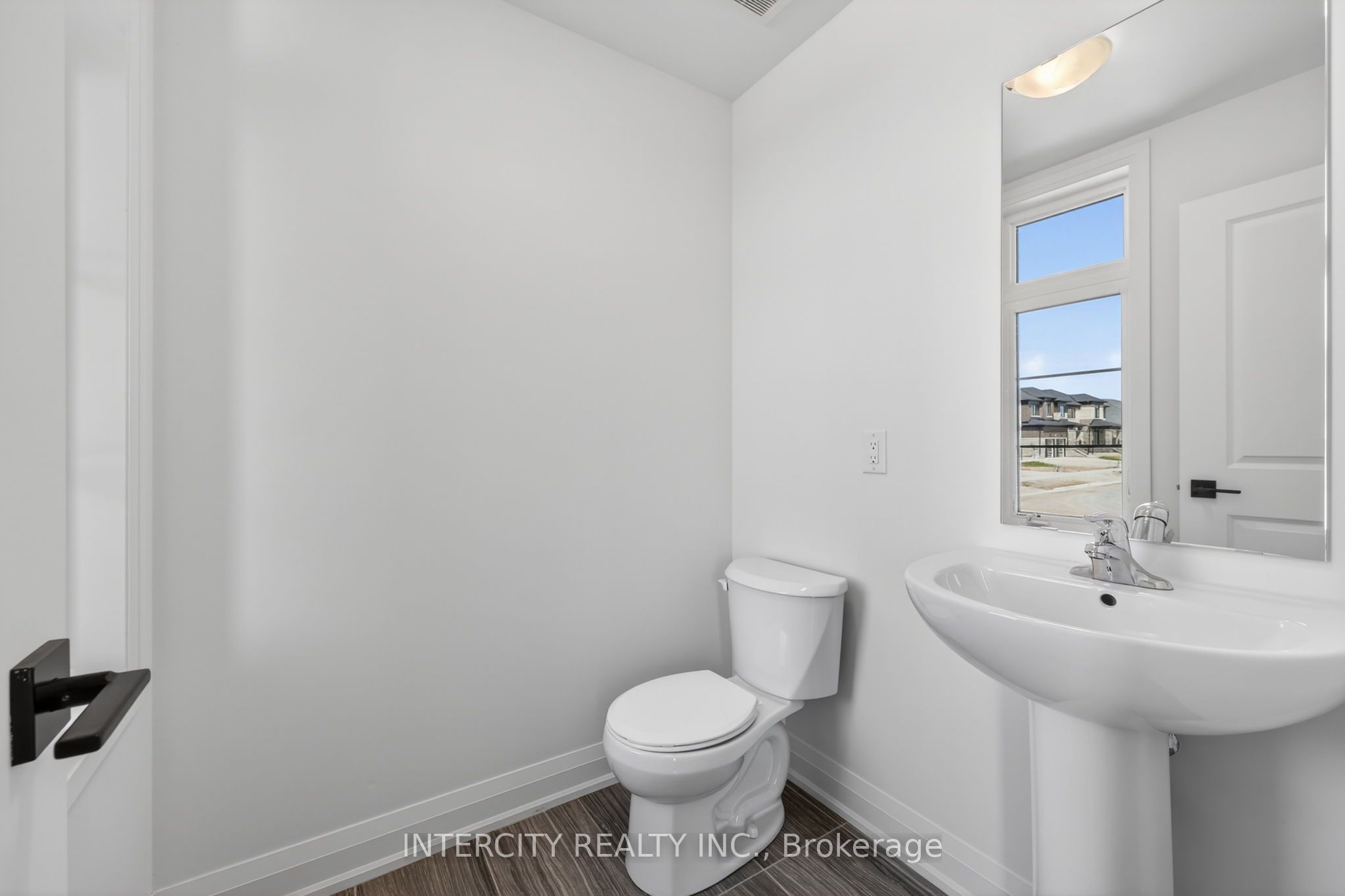 22 Legacy Circle Property Photo 19