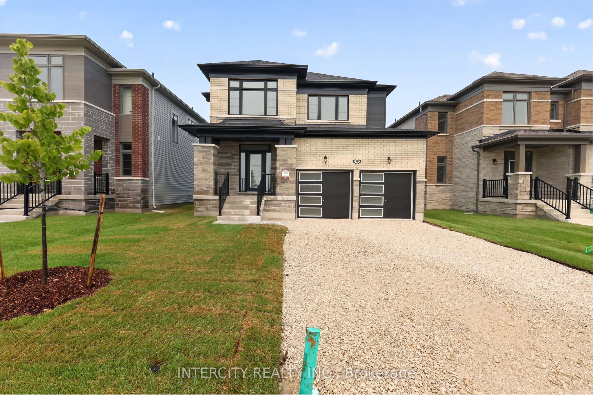 30 Legacy Circle Property Photo 1