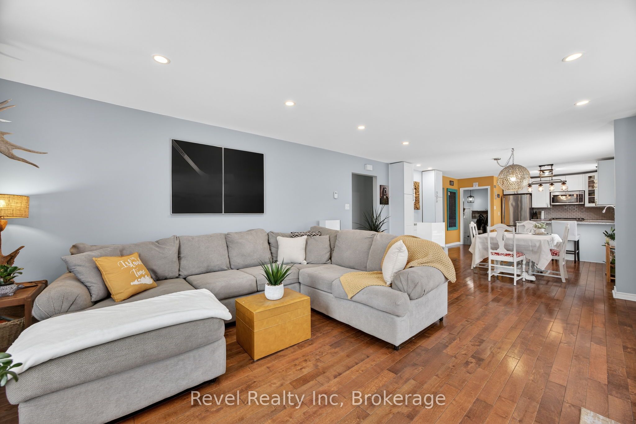 2391 Rumney Road Property Photo 11