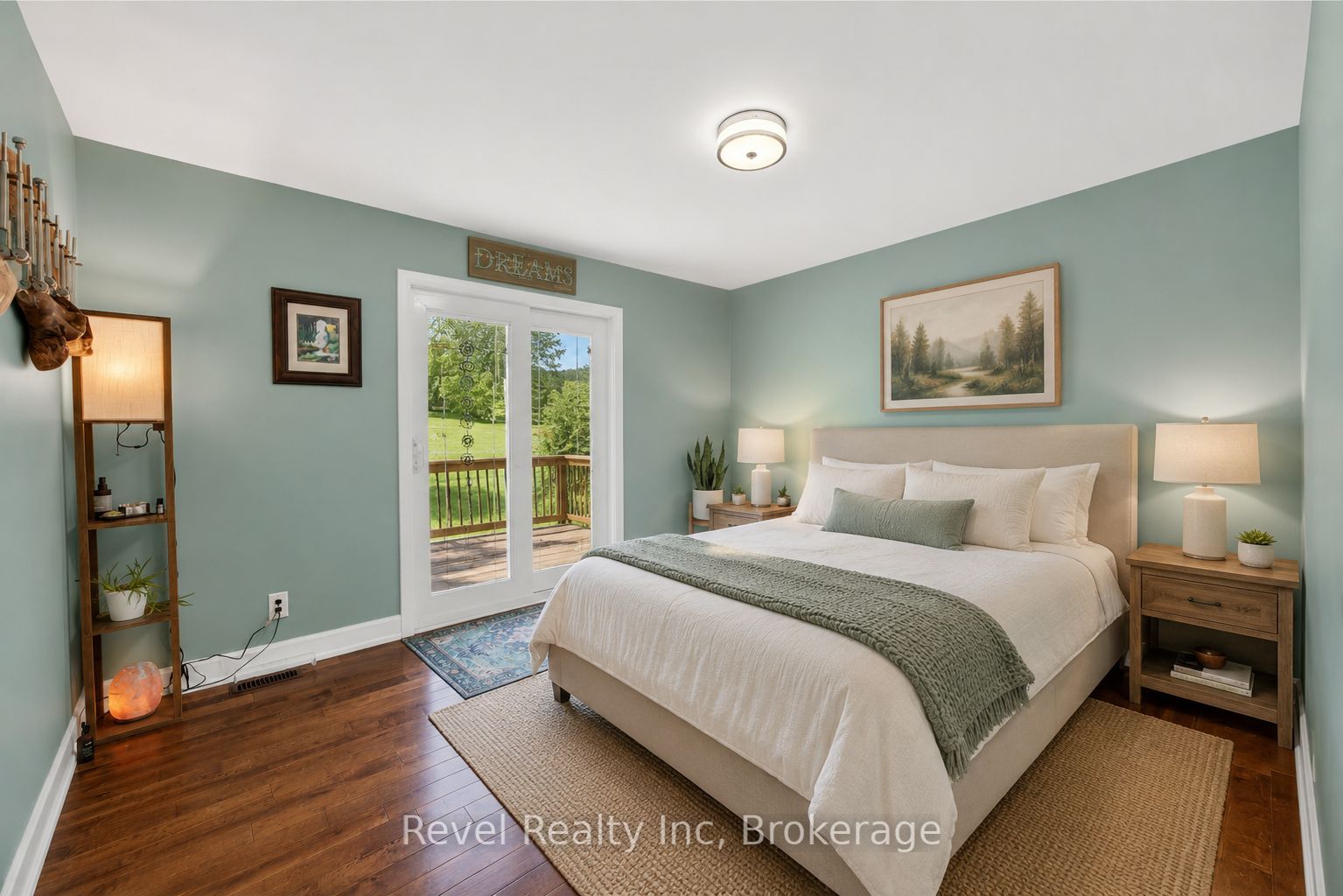 2391 Rumney Road Property Photo 12