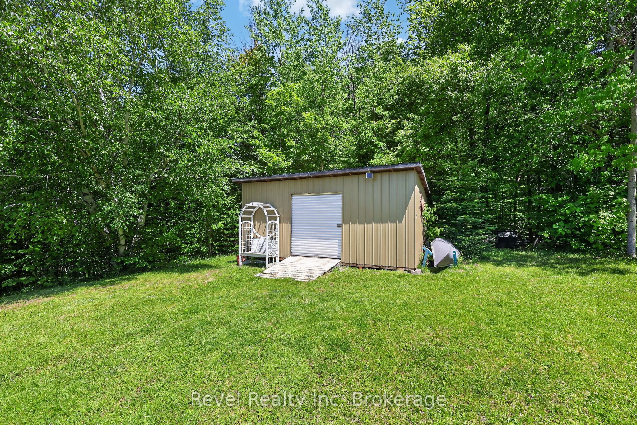 2391 Rumney Road Property Photo 23