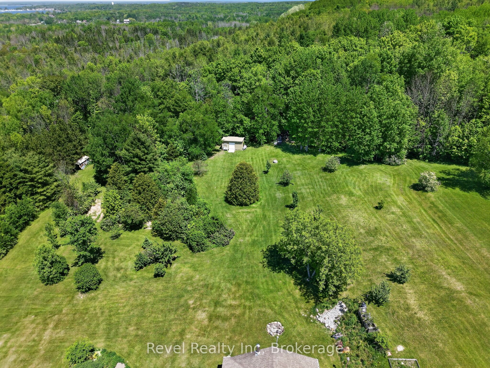 2391 Rumney Road Property Photo 28