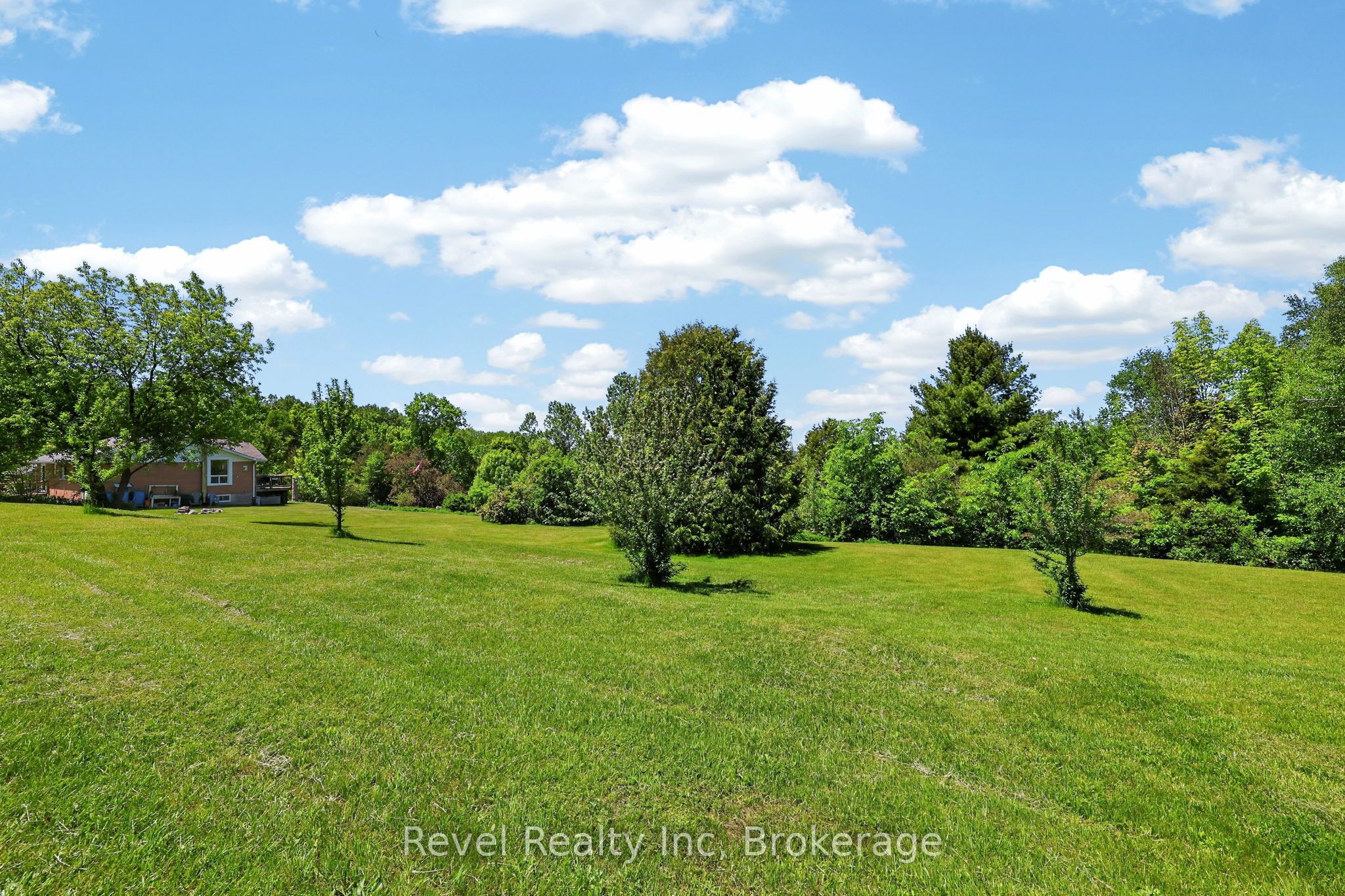 2391 Rumney Road Property Photo 31