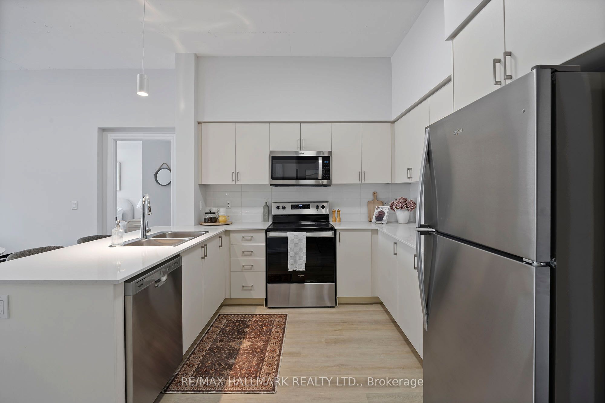 70 Dean Avenue 226 Property Photo 4