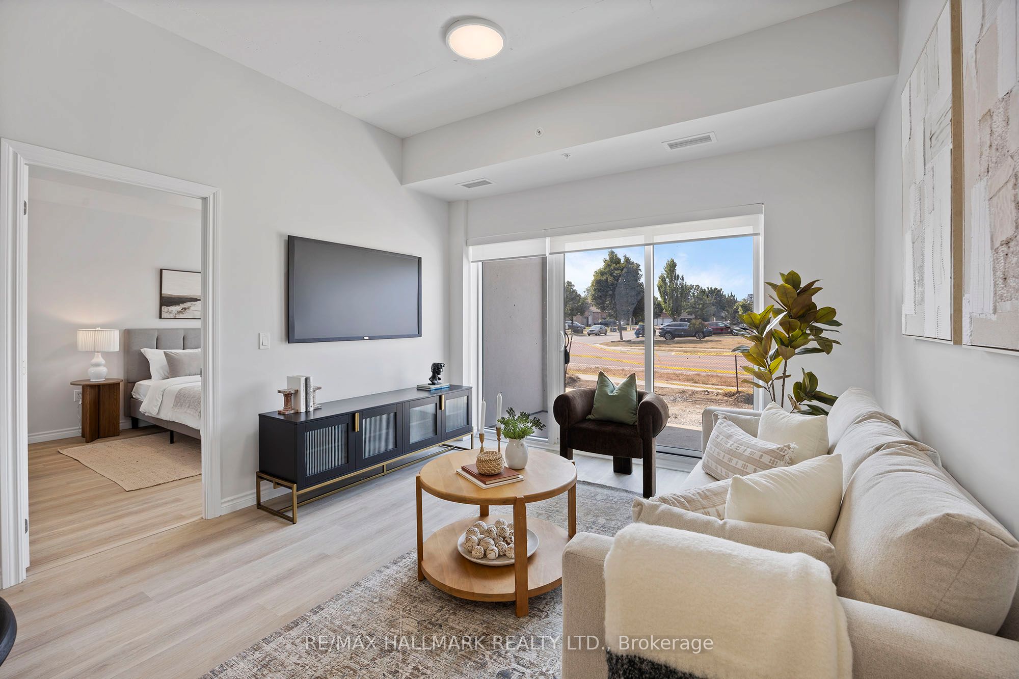 70 Dean Avenue 226 Property Photo 12