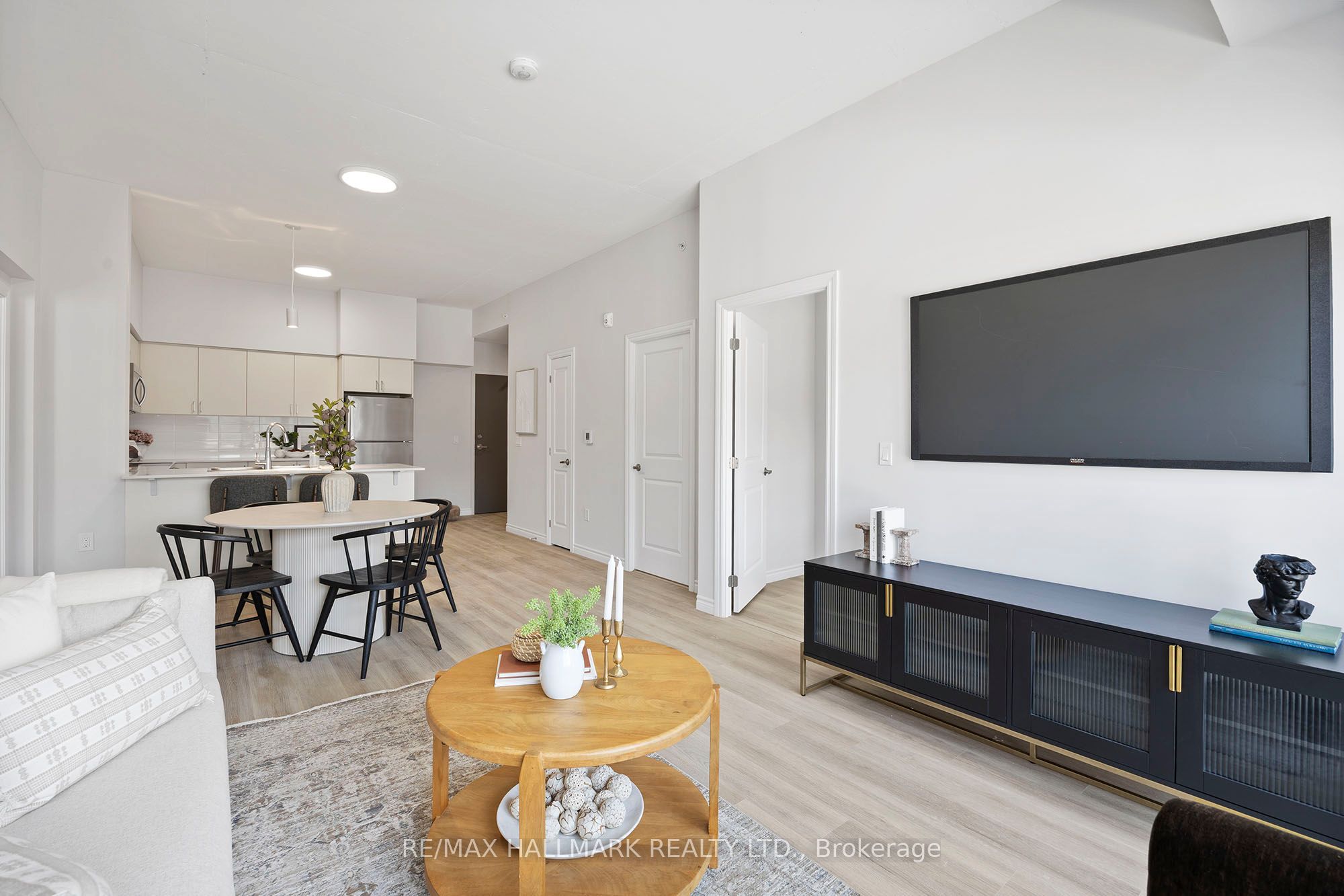 70 Dean Avenue 215 Property Photo 14