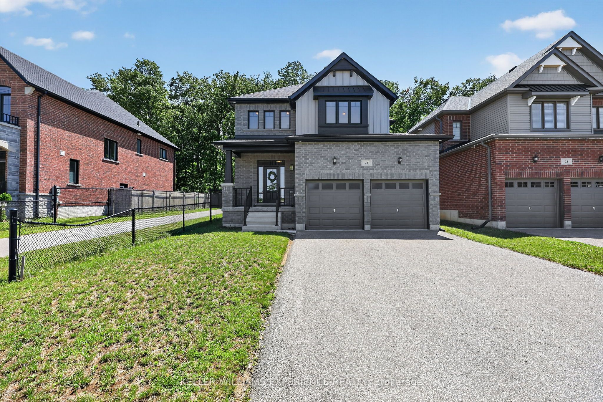 25 Atlantis Drive Property Photo 2