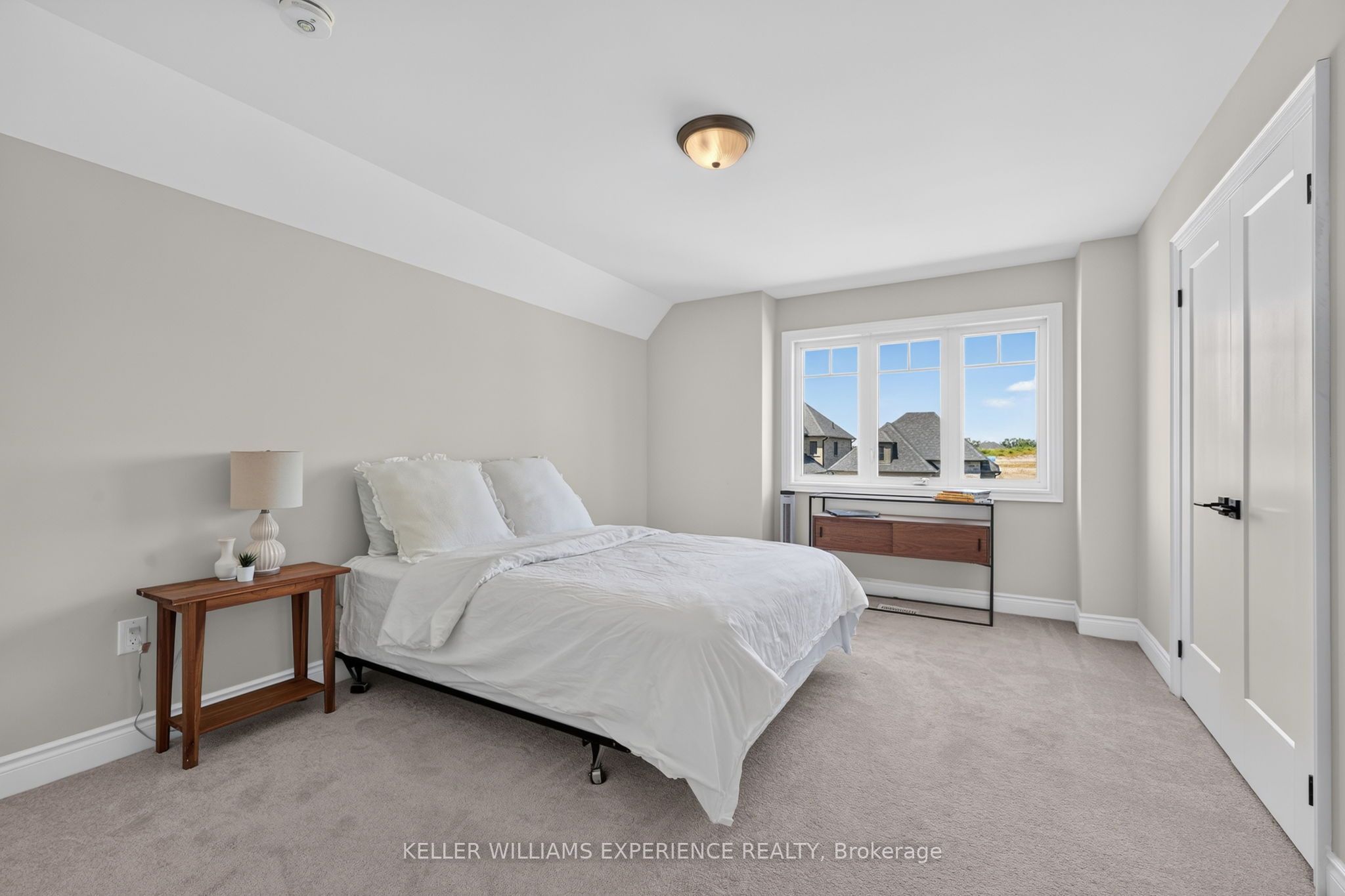 25 Atlantis Drive Property Photo 36