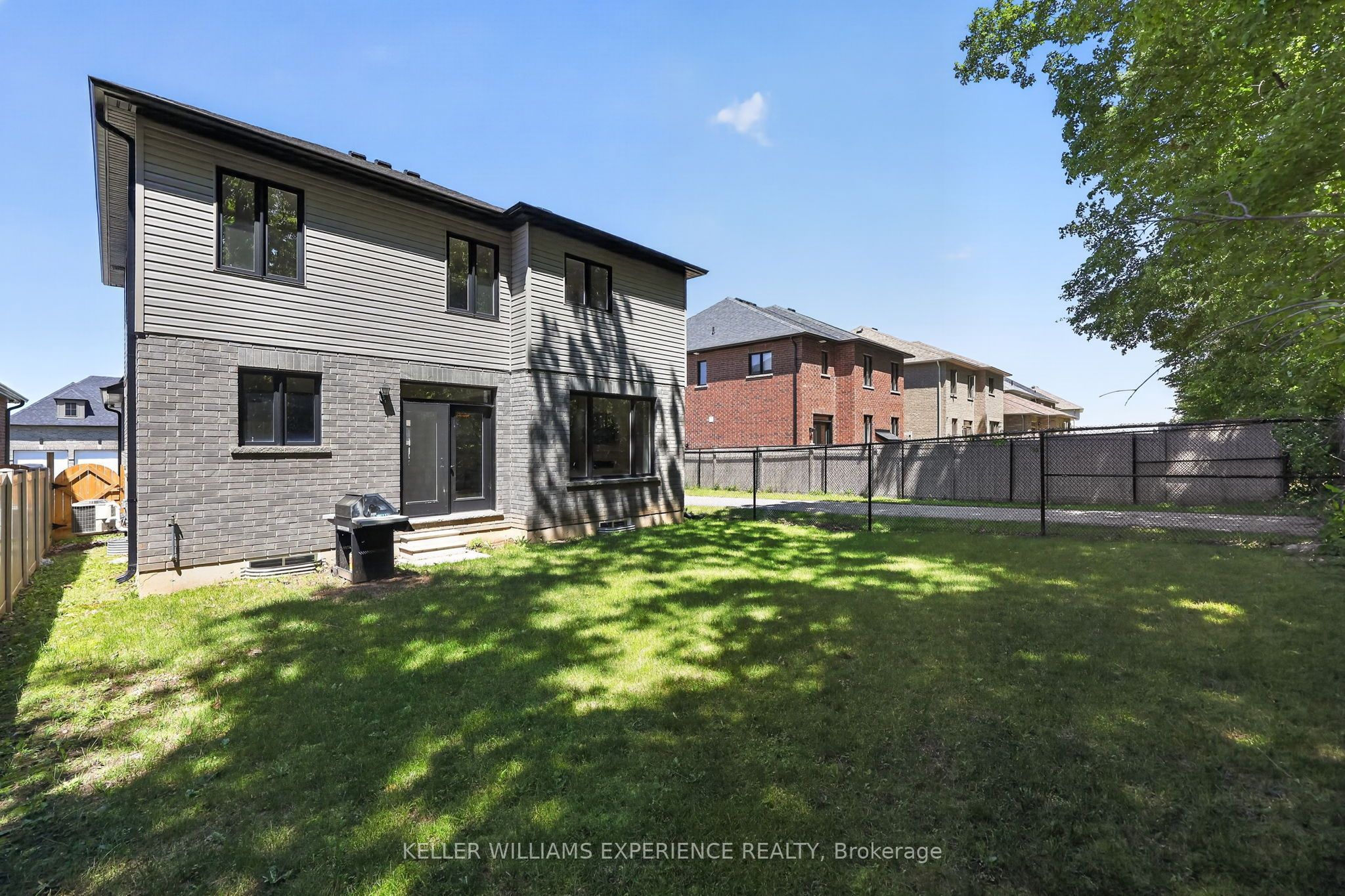25 Atlantis Drive Property Photo 41