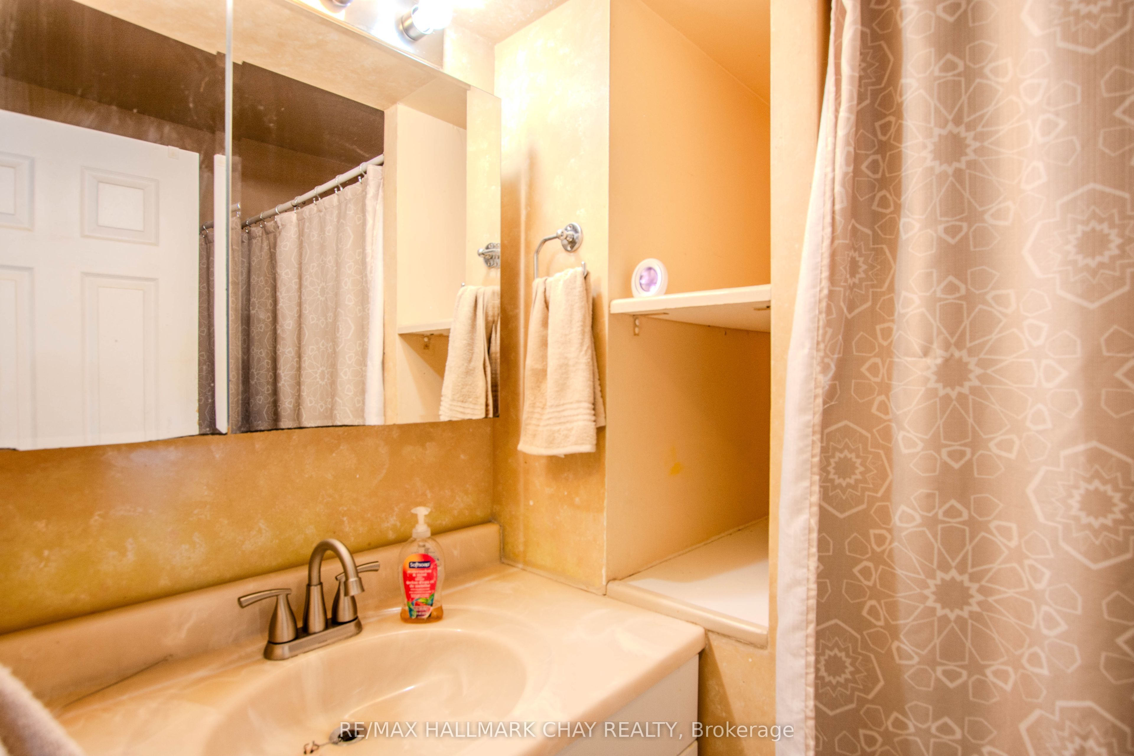 94 Sandringham Drive Property Photo 27