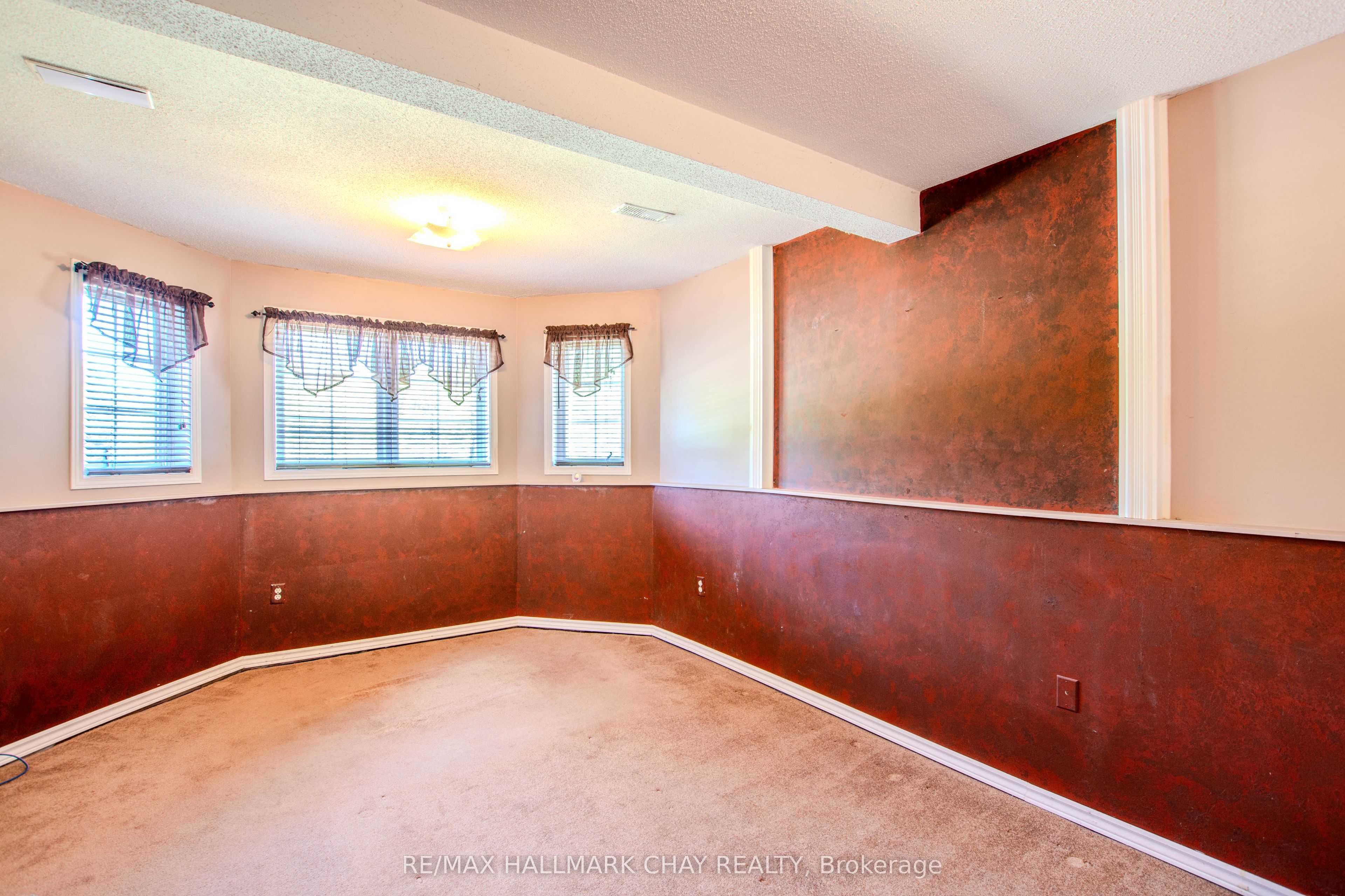 94 Sandringham Drive Property Photo 29