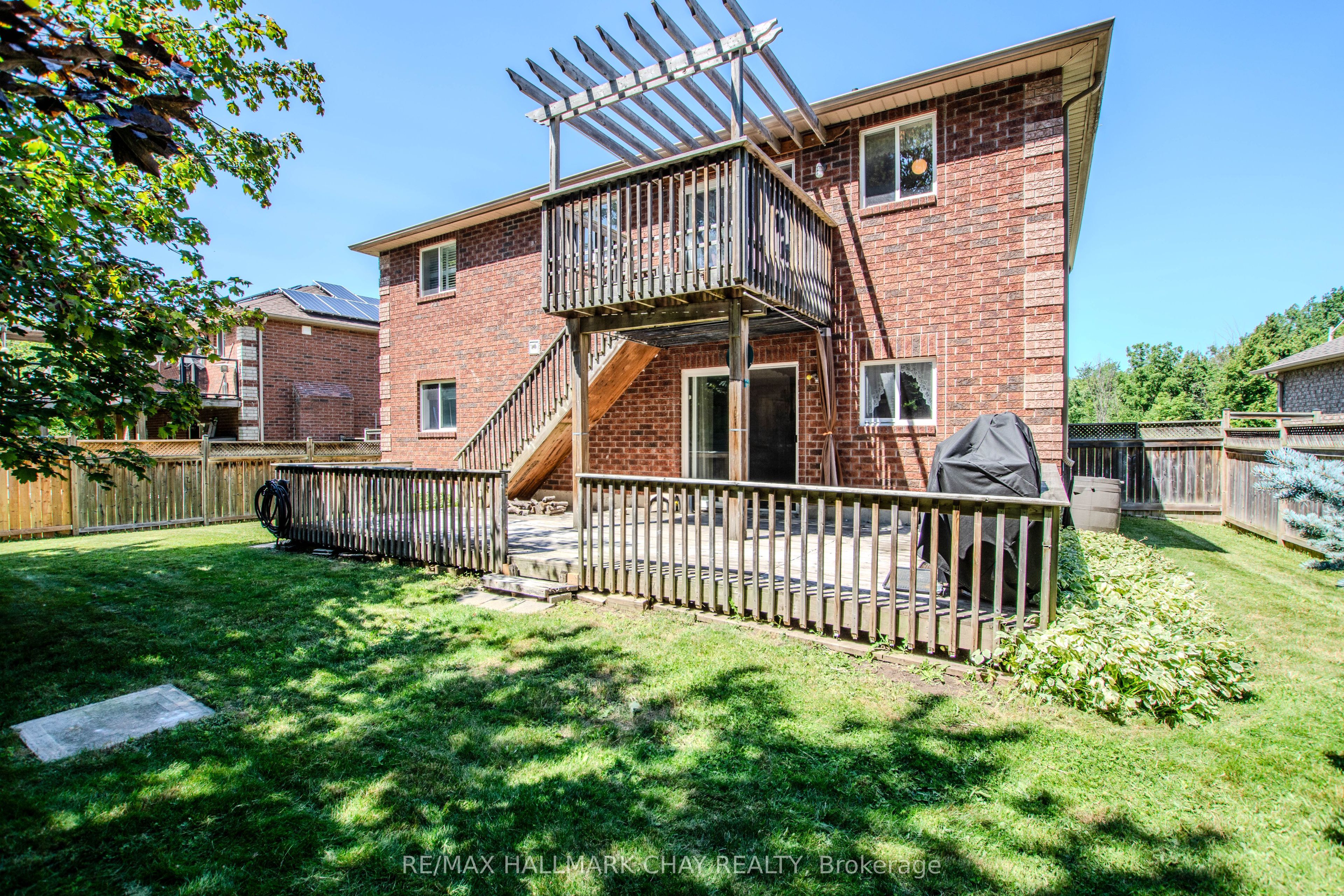 94 Sandringham Drive Property Photo 33