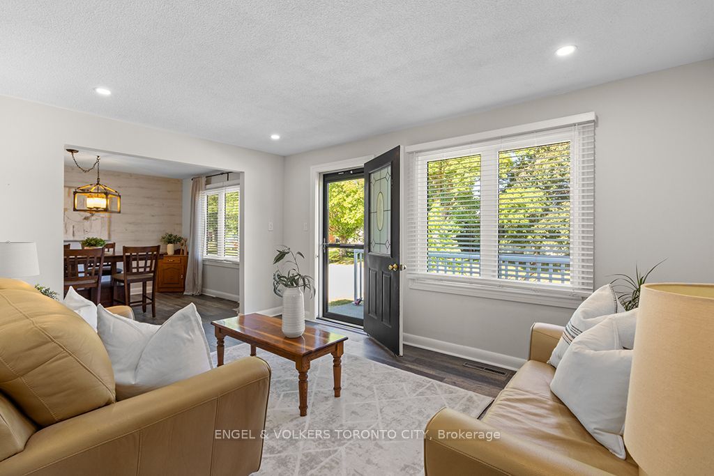 194 Library Street Property Photo 5
