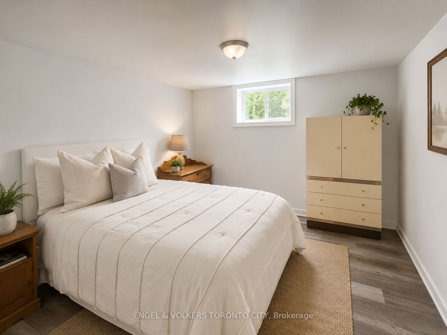 194 Library Street Property Photo 17