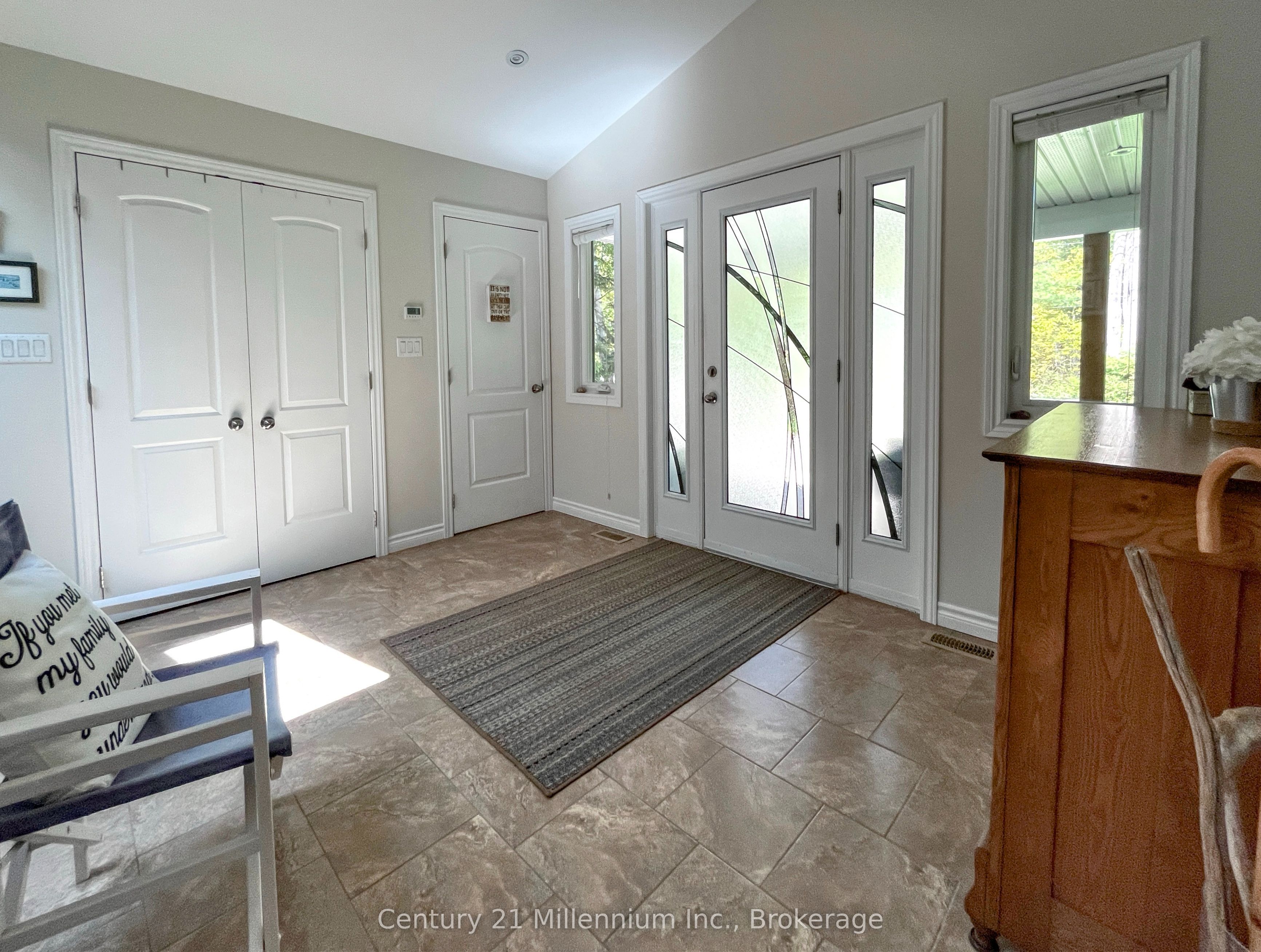 58 Cedarlane Drive Property Photo 6