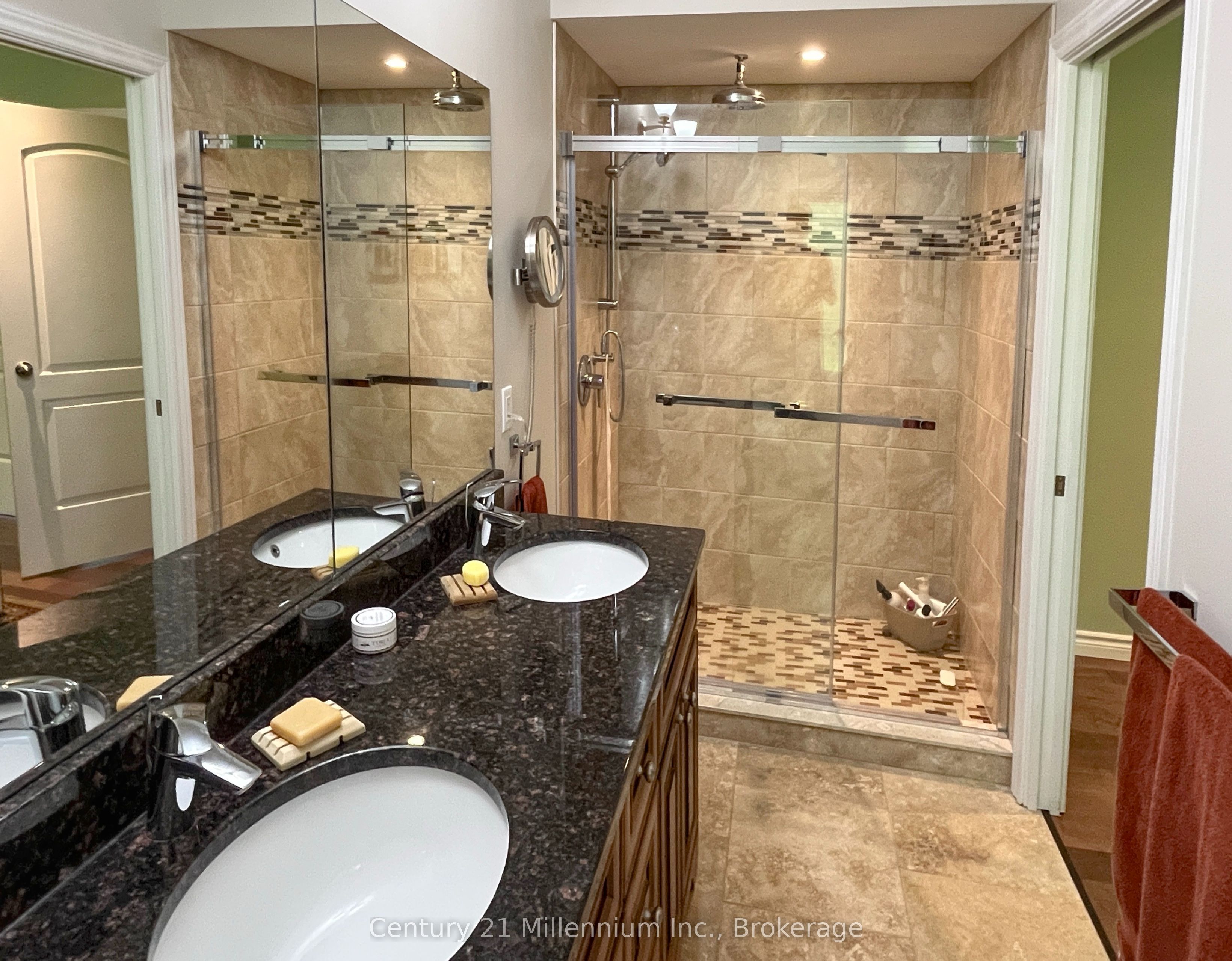 58 Cedarlane Drive Property Photo 24