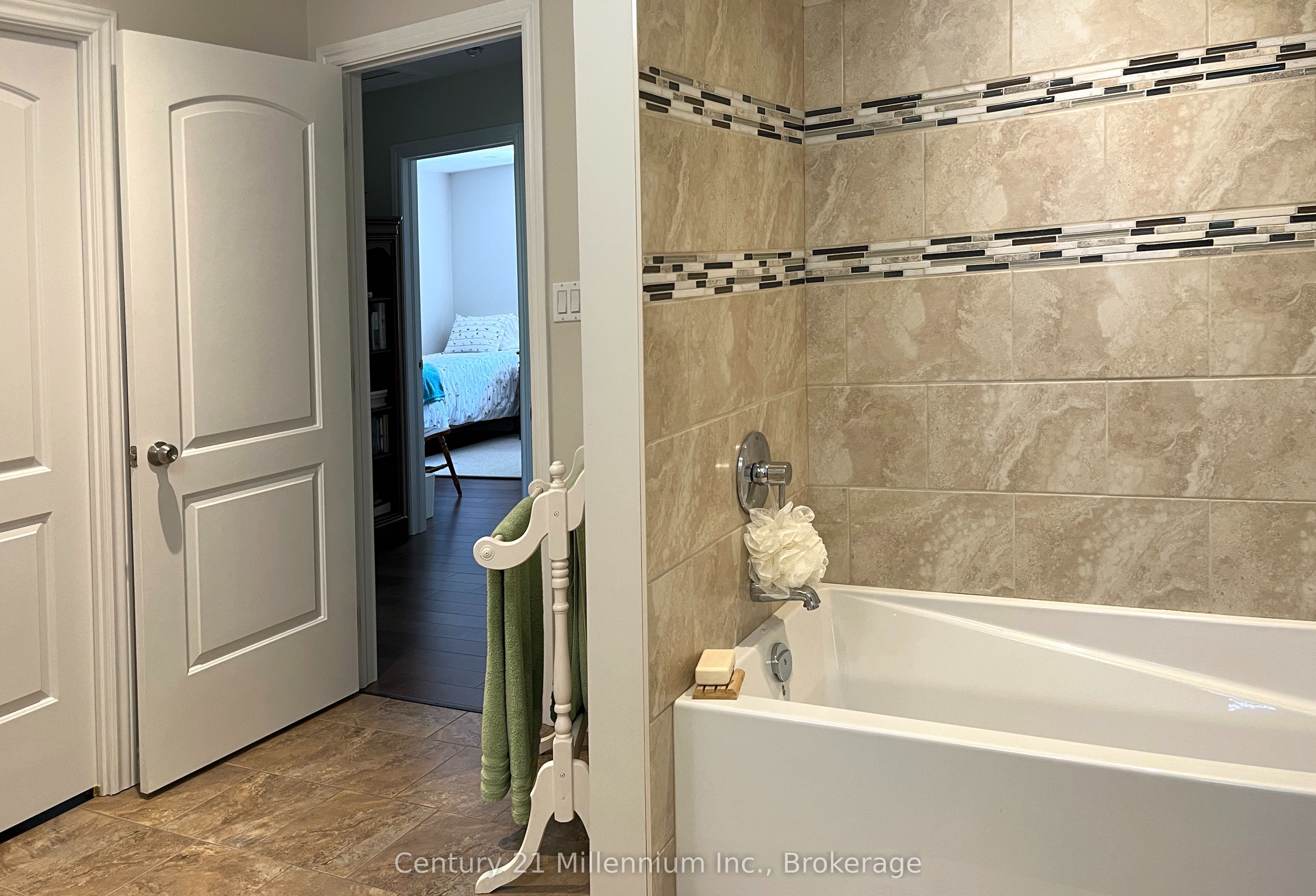 58 Cedarlane Drive Property Photo 33
