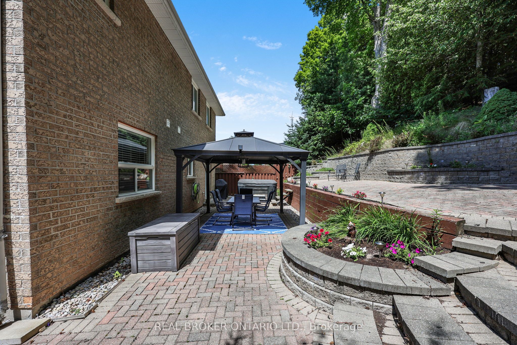 35 Bloom Crescent Property Photo 36