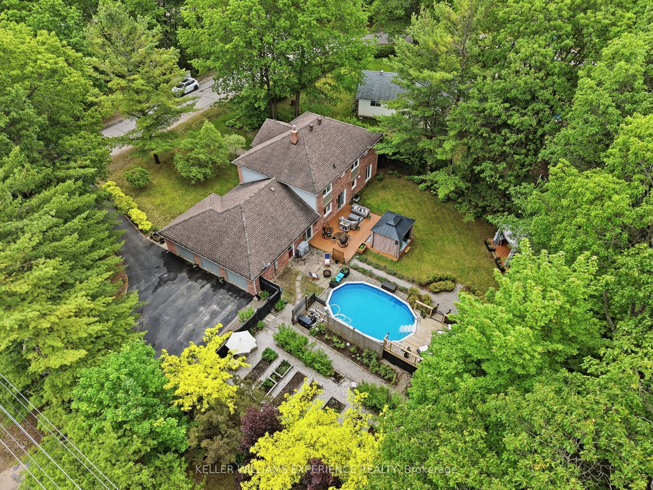 2 Seeley Court Property Photo 2