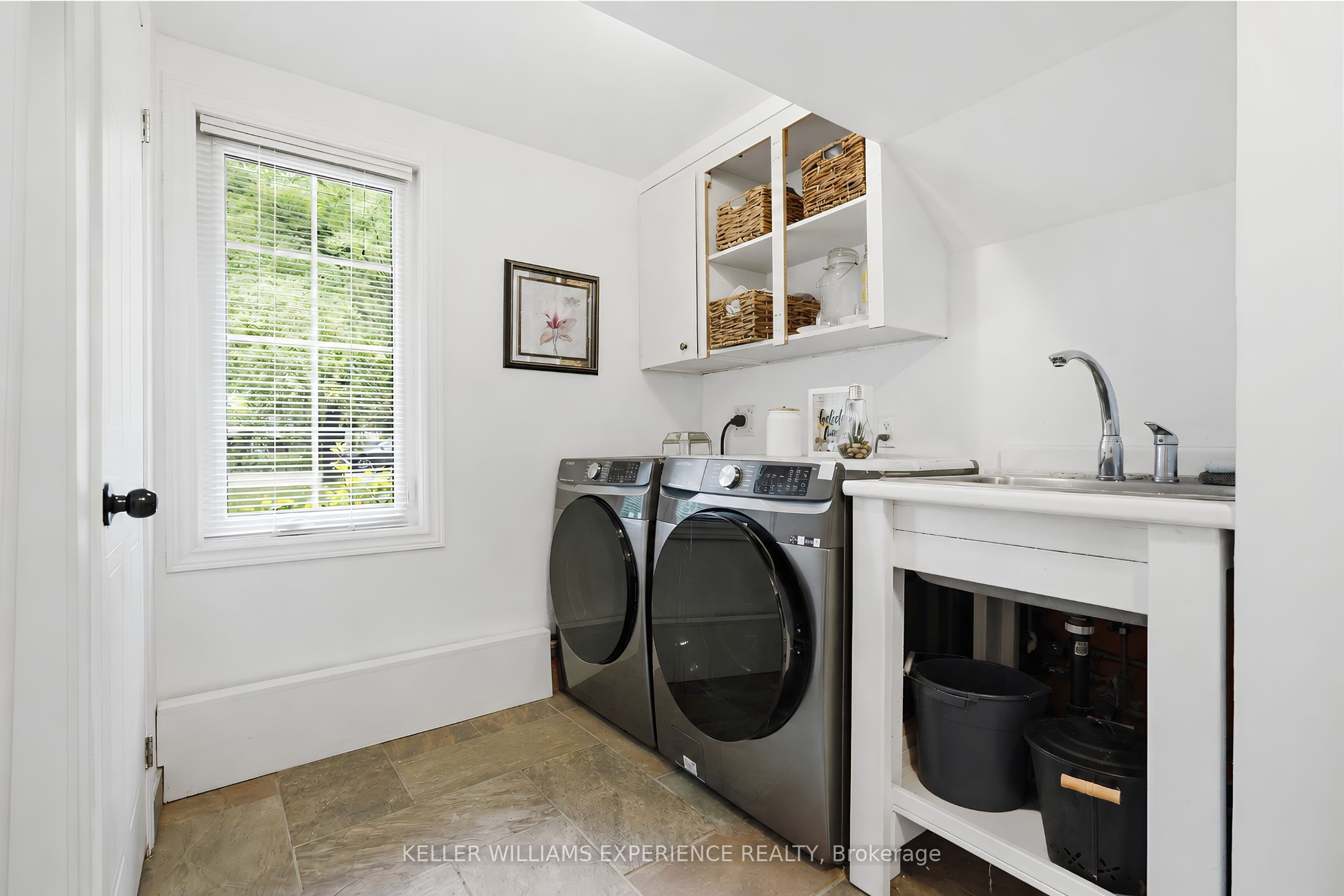 2 Seeley Court Property Photo 17