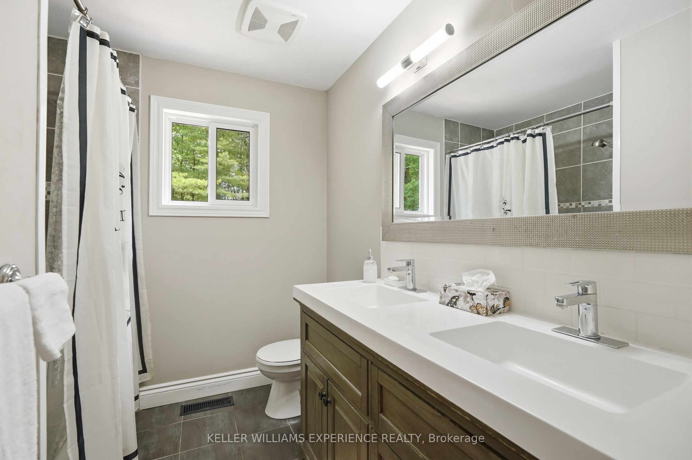 2 Seeley Court Property Photo 29