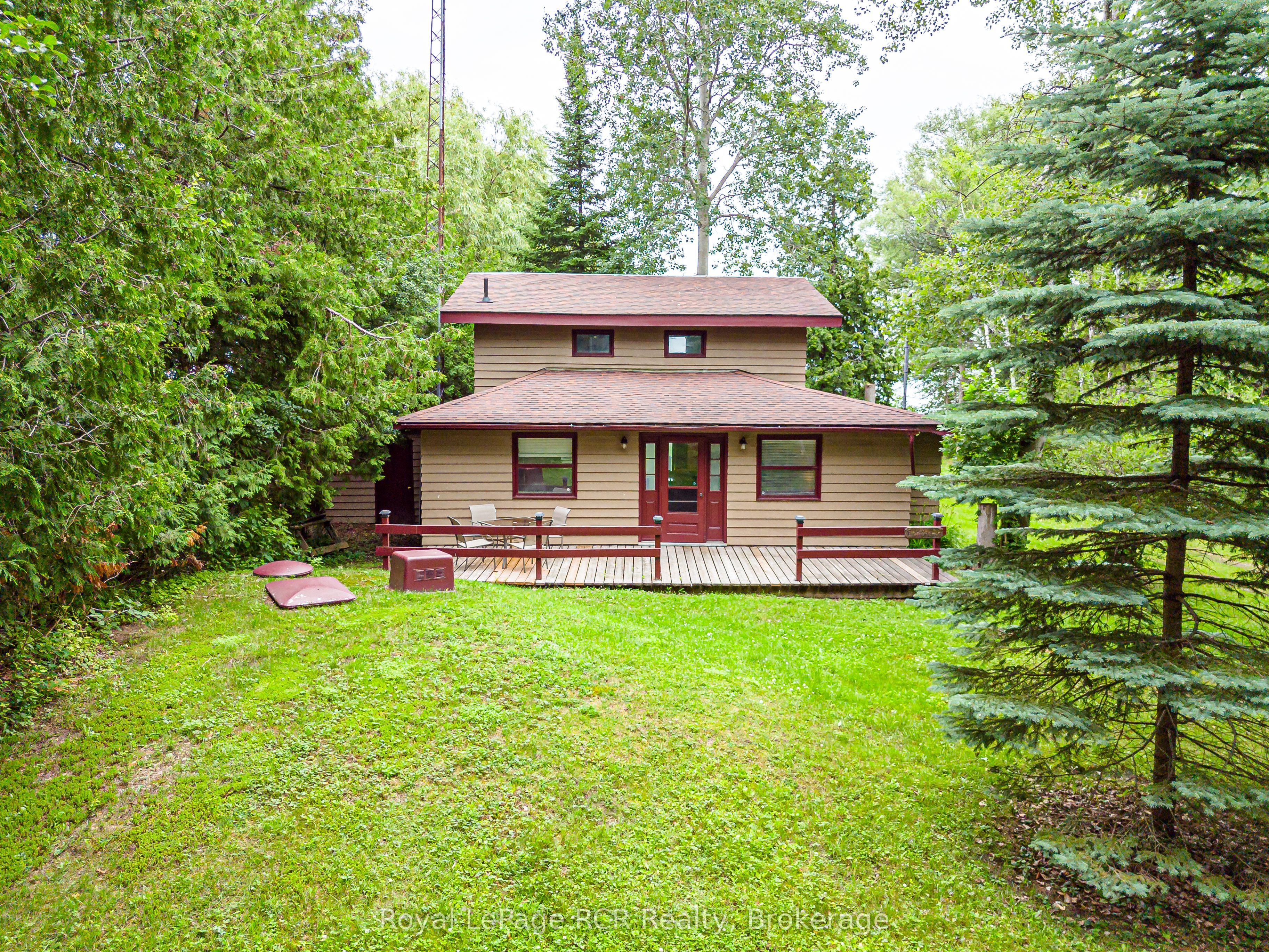 35 Georgian Manor Drive Property Photo 4