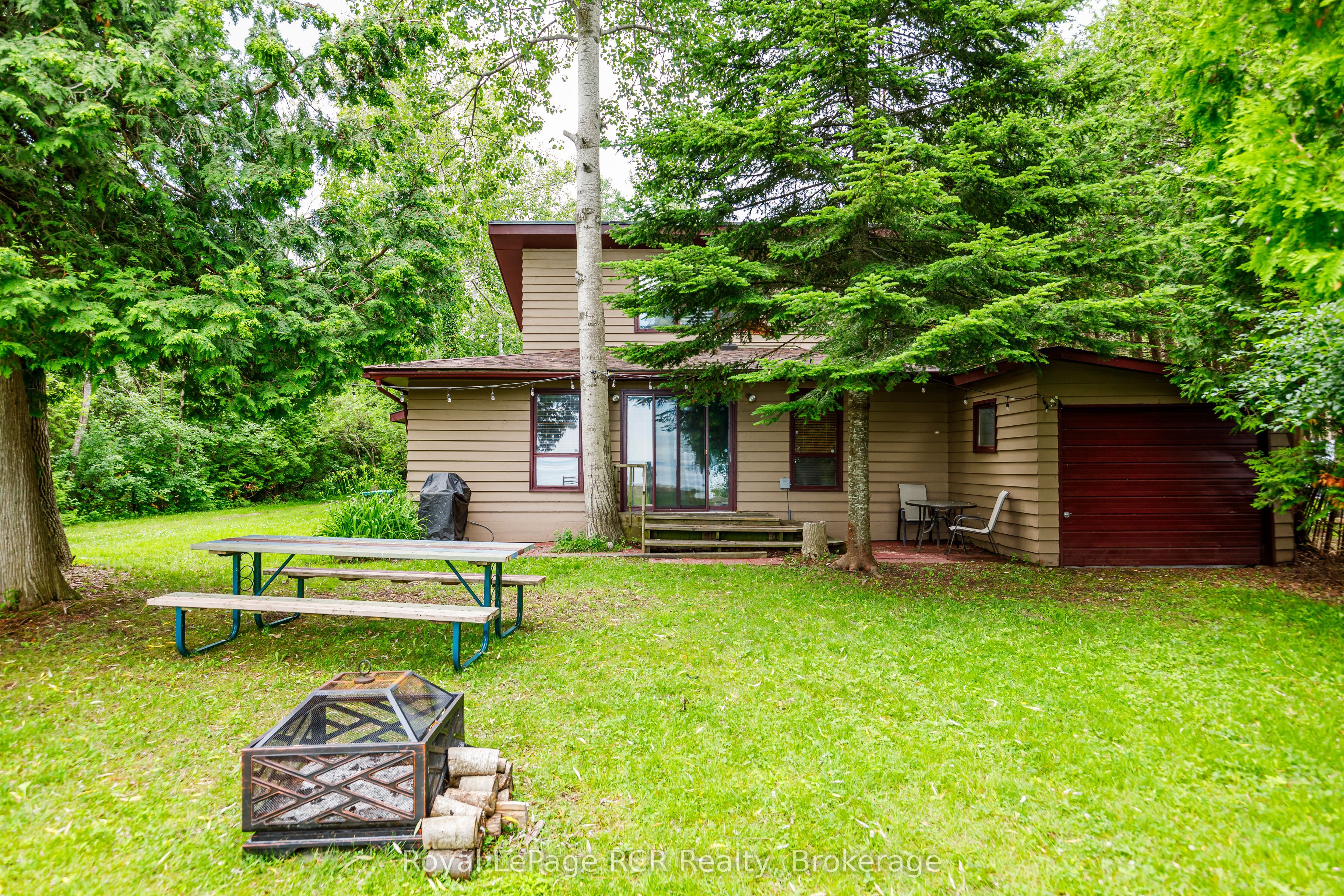 35 Georgian Manor Drive Property Photo 27