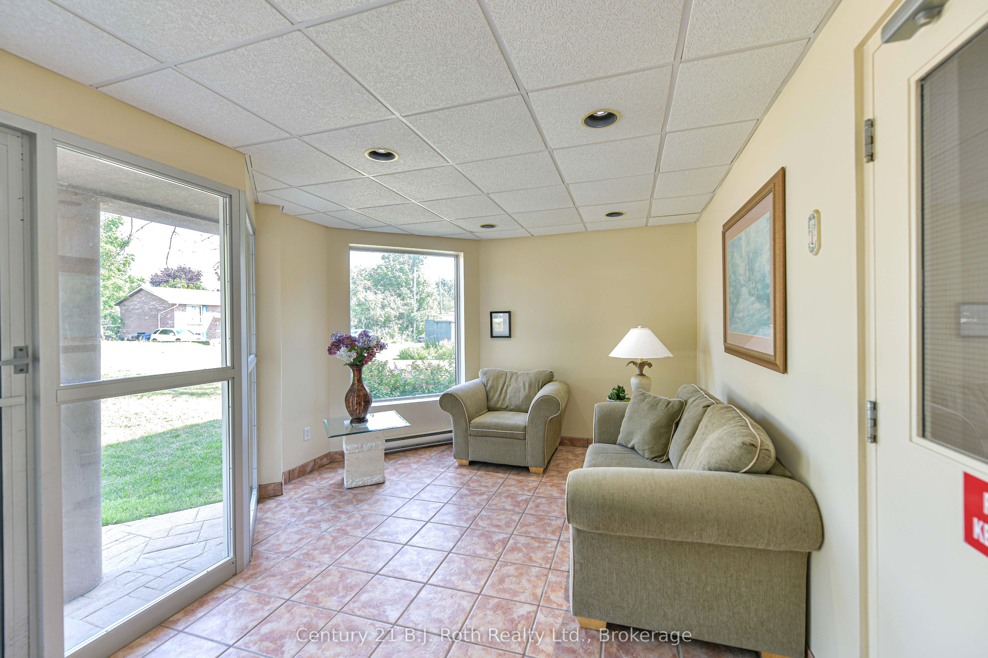 115 Bond Street Unit 201 Property Photo 7