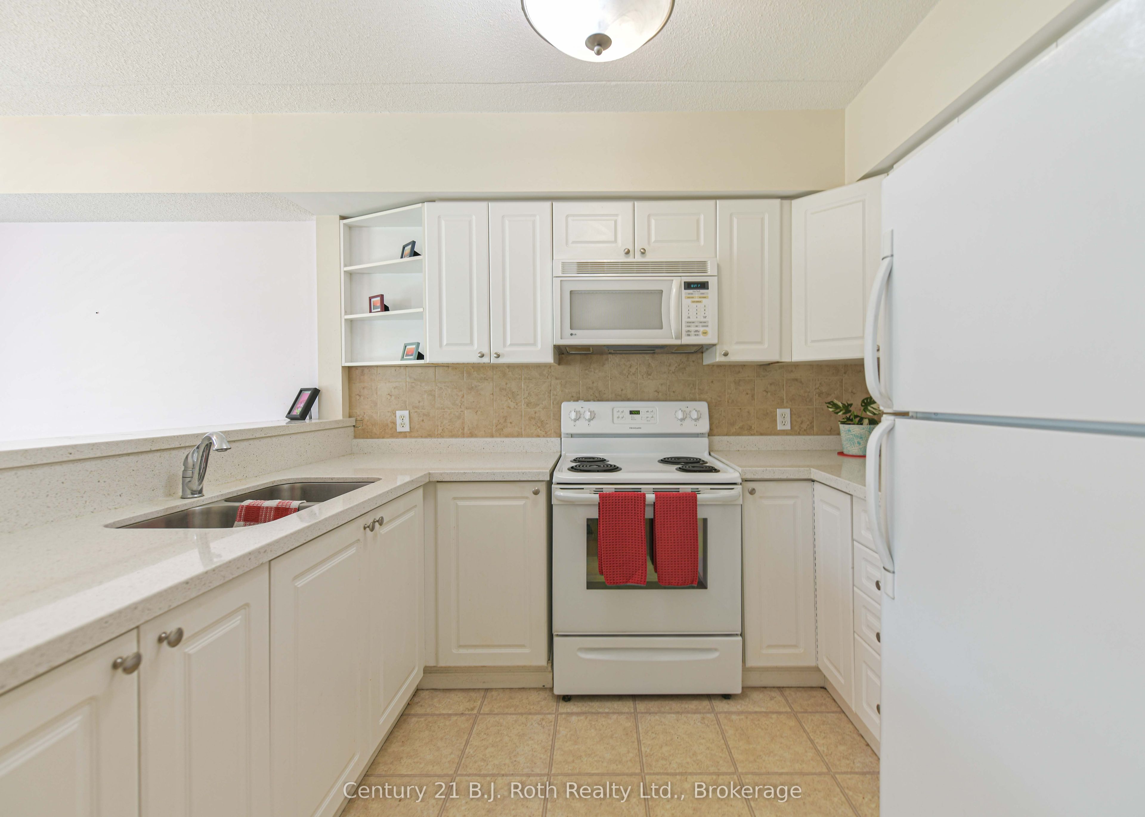 115 Bond Street Unit 201 Property Photo 15