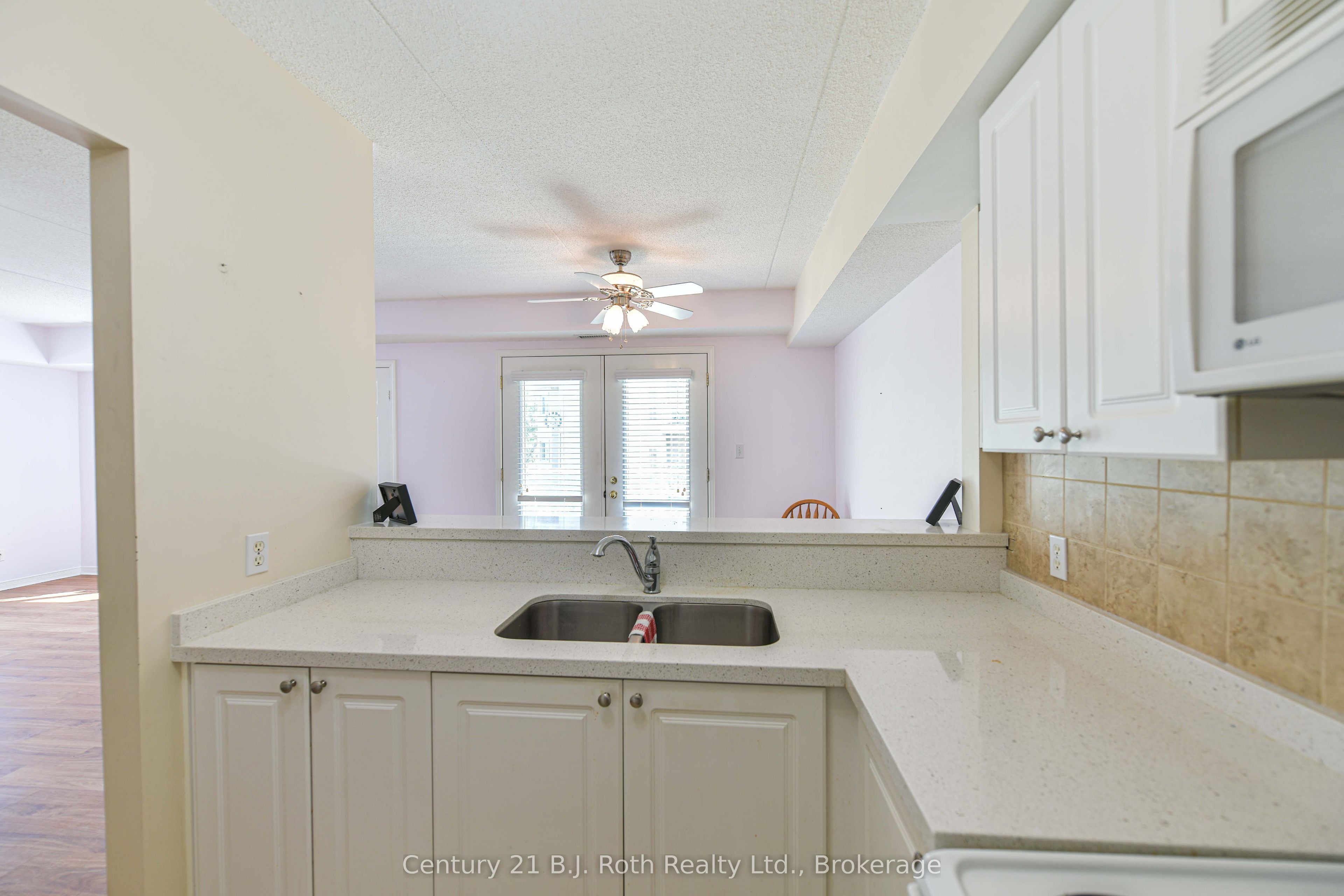 115 Bond Street Unit 201 Property Photo 16