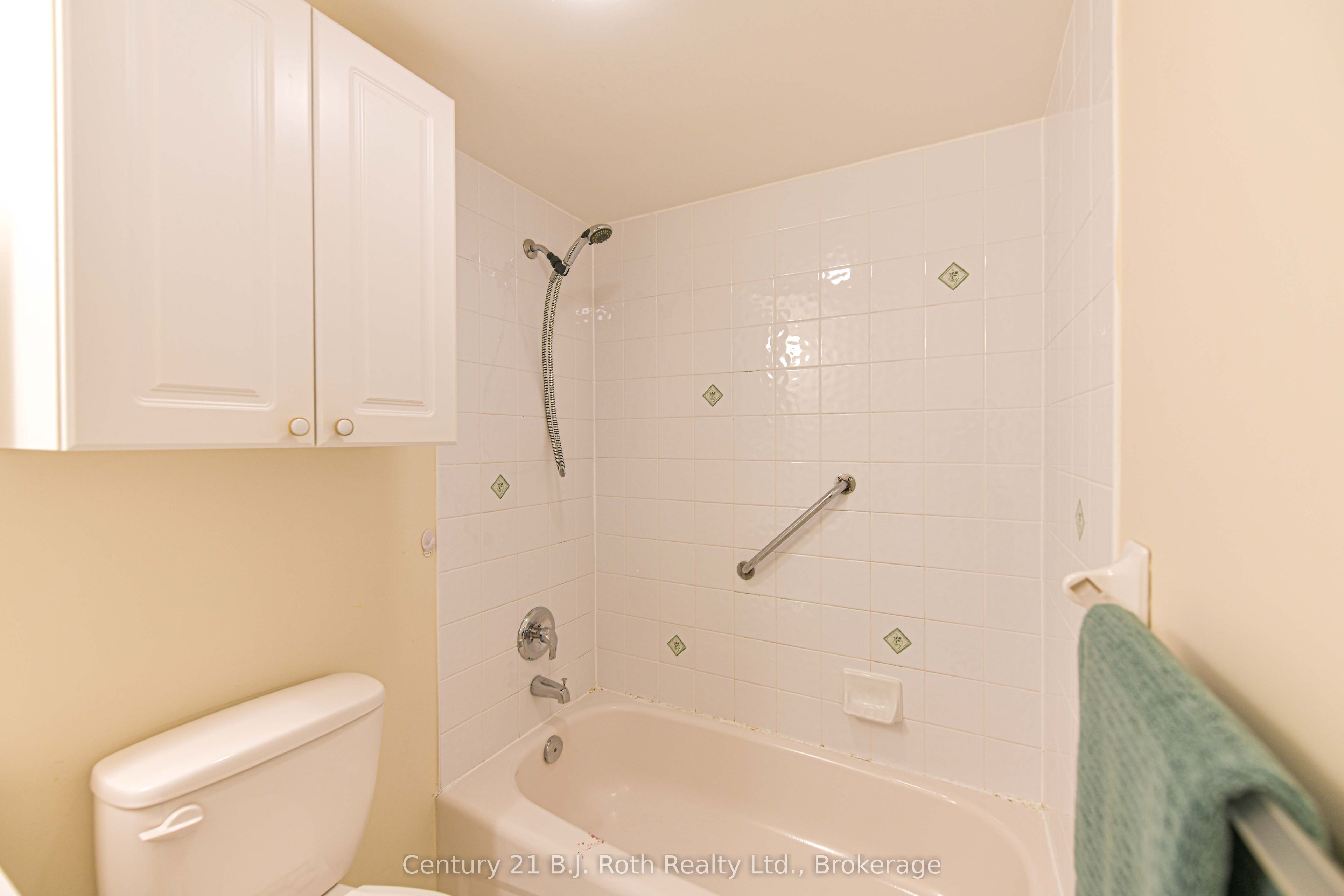 115 Bond Street Unit 201 Property Photo 20
