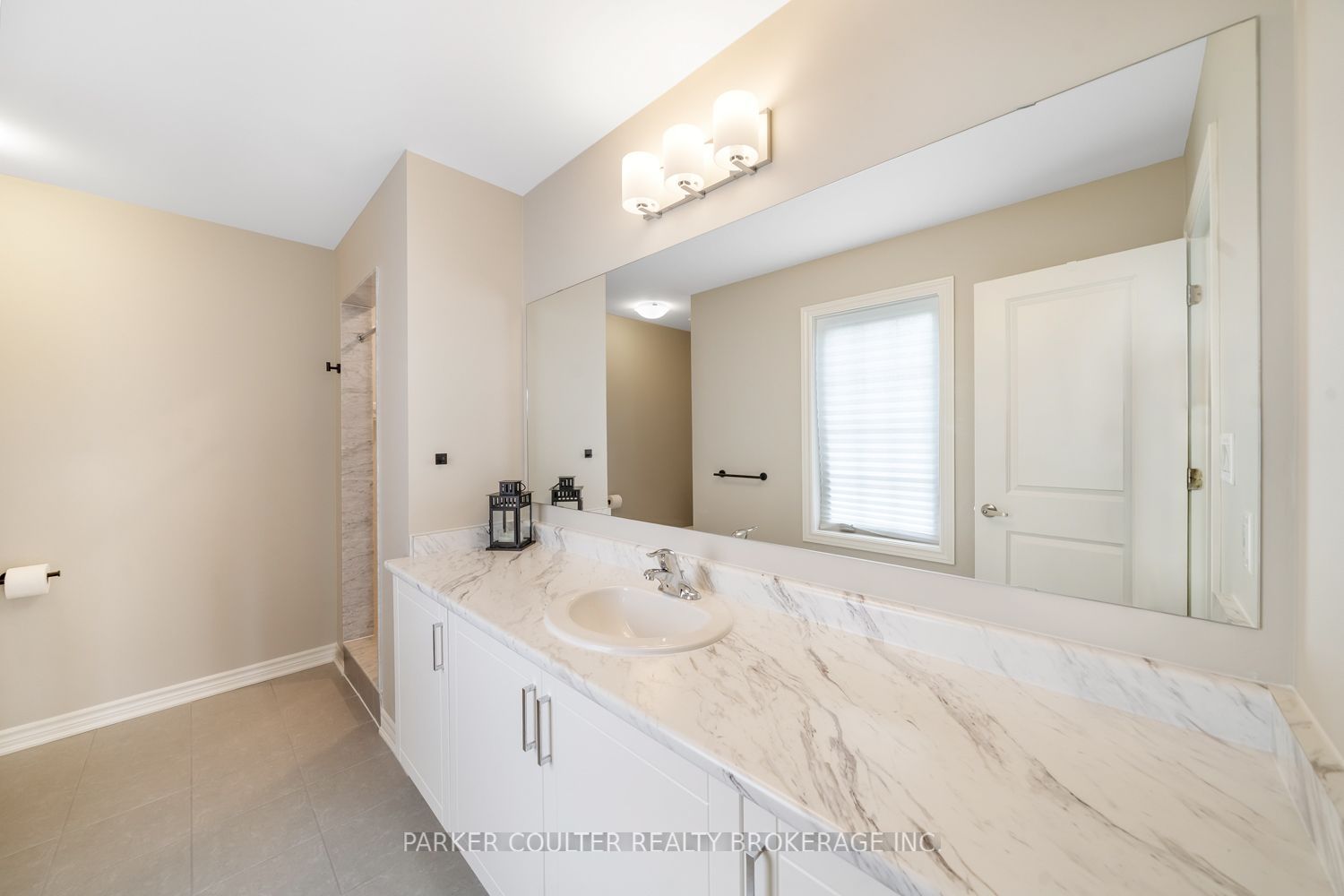 202 Clipper Drive Property Photo 39