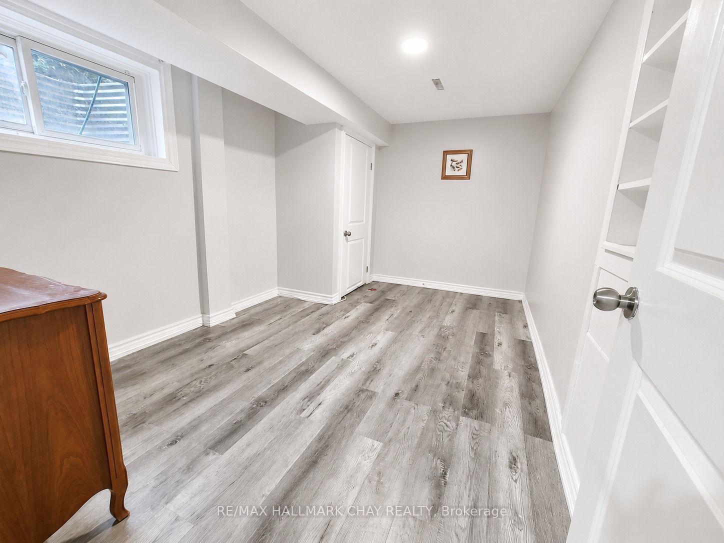 88 B Bernick Drive Lower Property Photo 7