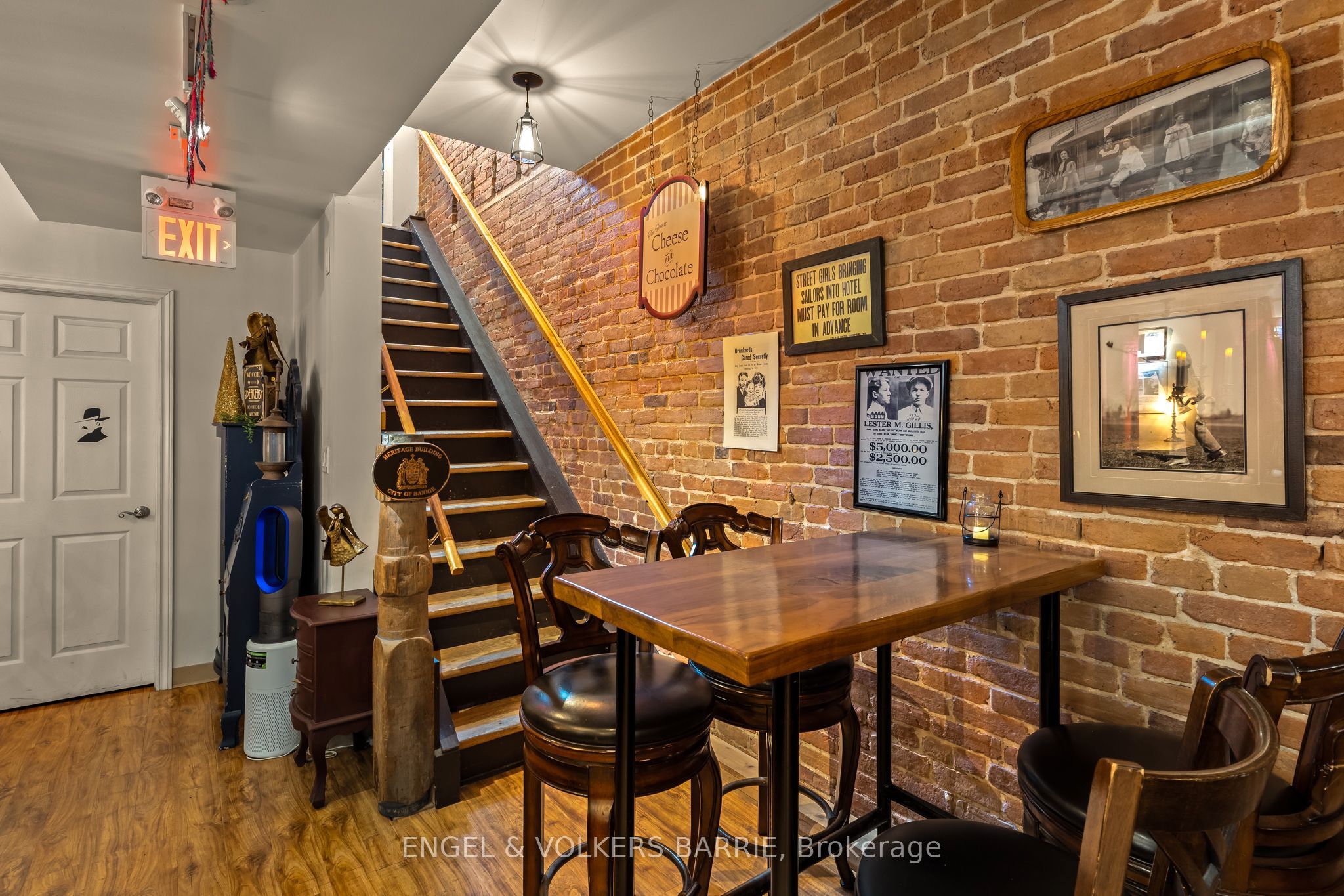 123 E Dunlop Street E Property Photo 19