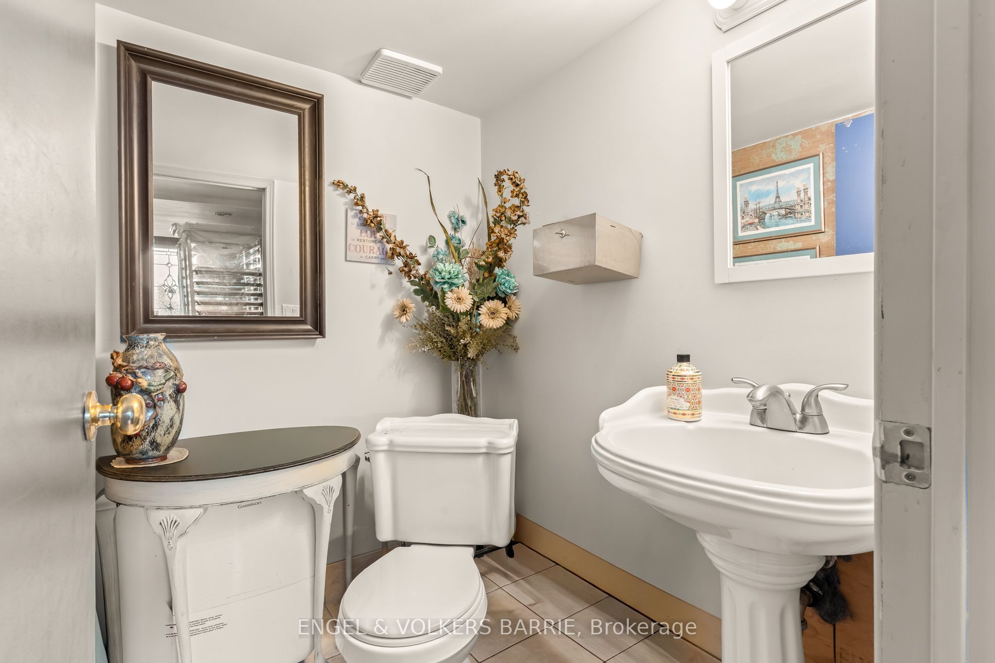123 E Dunlop Street E Property Photo 28