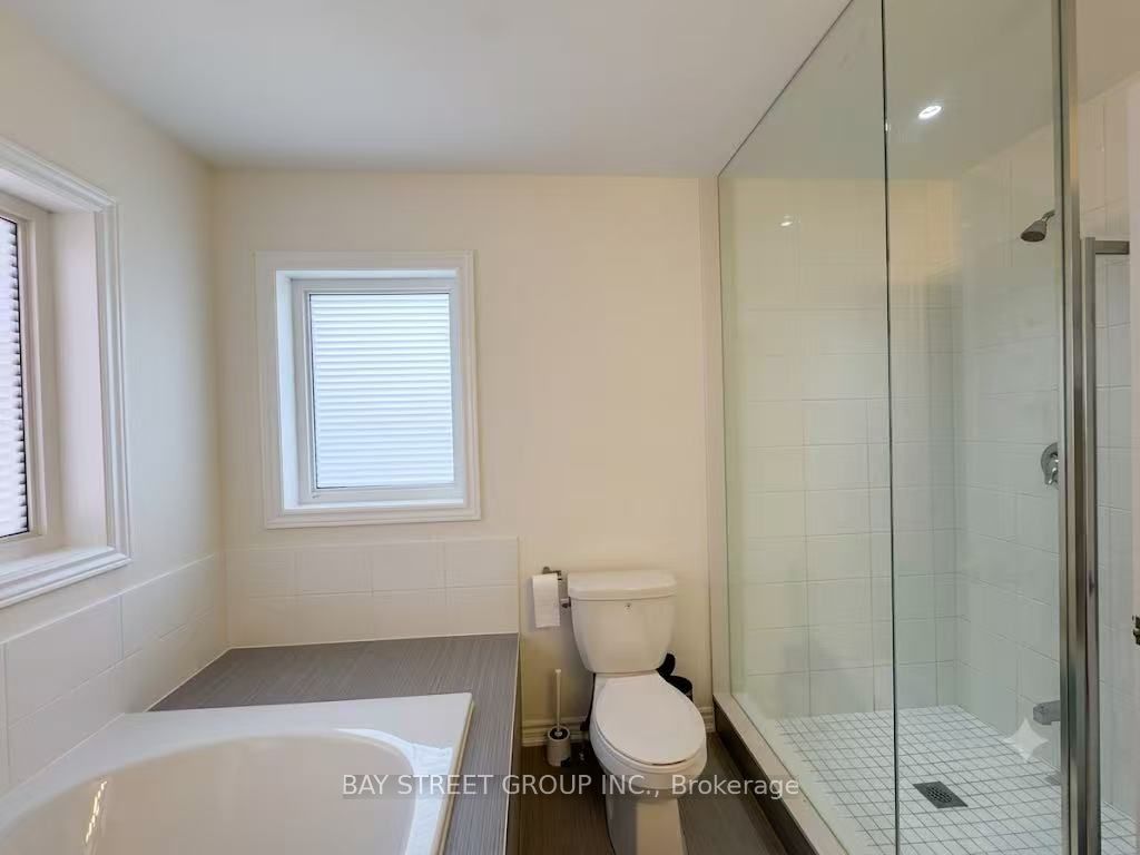 27 Samuel Crescent Property Photo 29