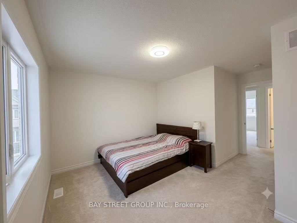 27 Samuel Crescent Property Photo 34