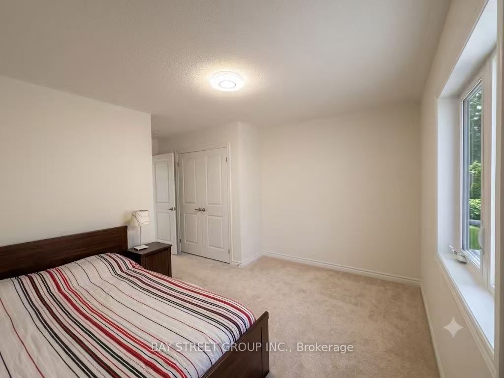 27 Samuel Crescent Property Photo 35