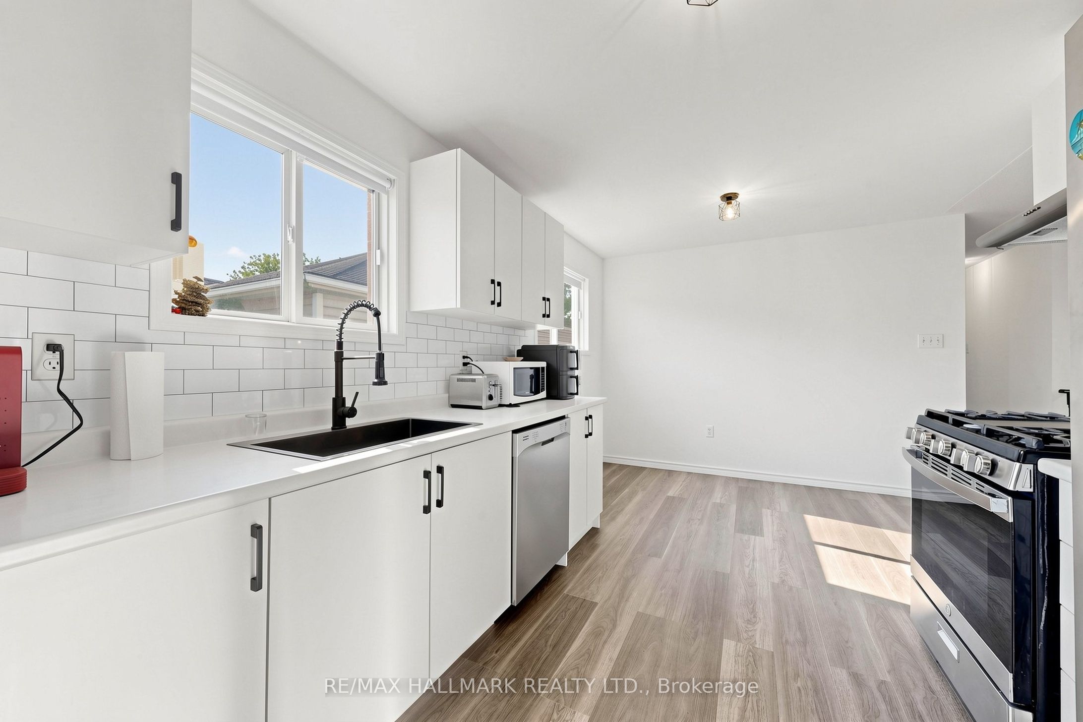90 Barre Drive Property Photo 8