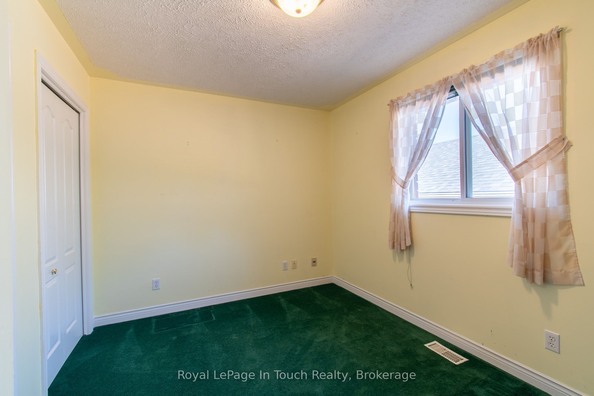 30 Charles Street Property Photo 23
