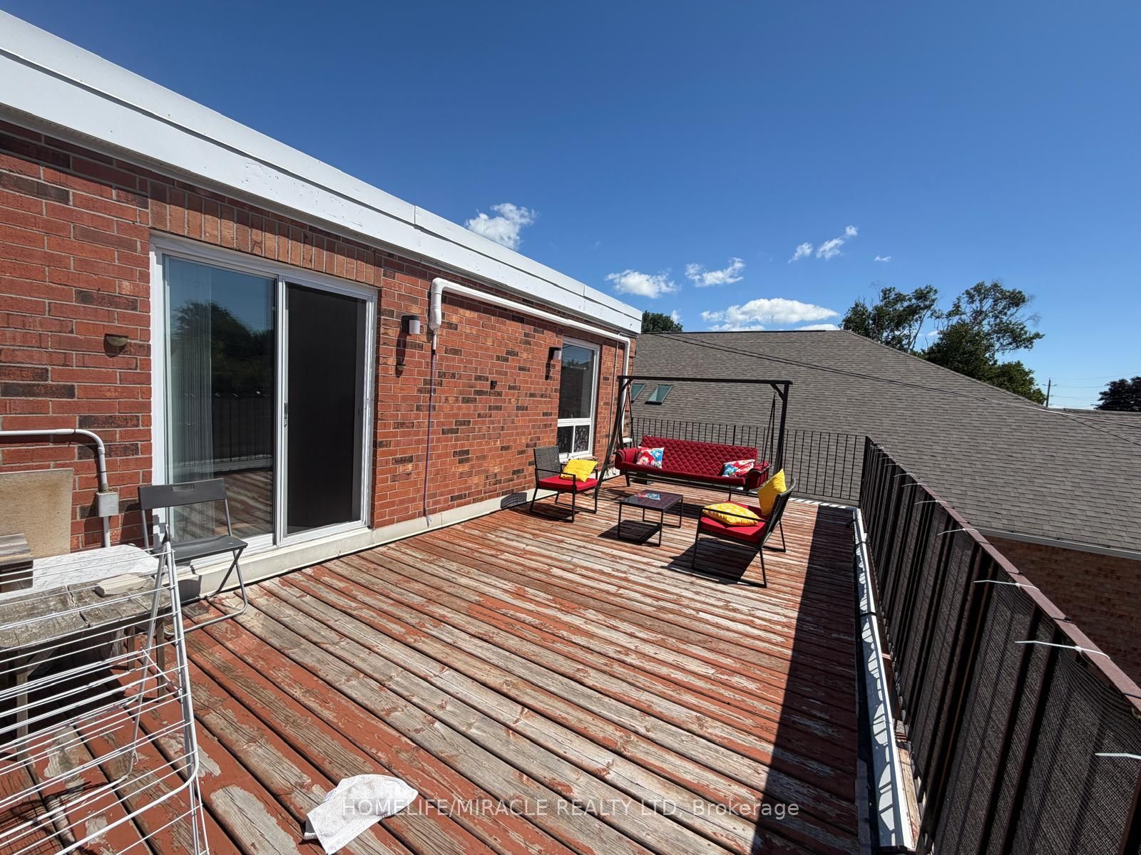 13 Yonge Street S Property Photo 33